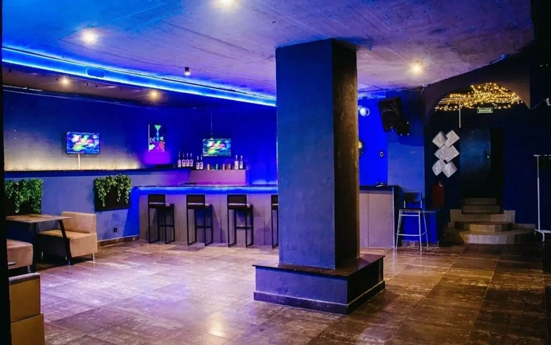 Зал для вечеринок с танцполом