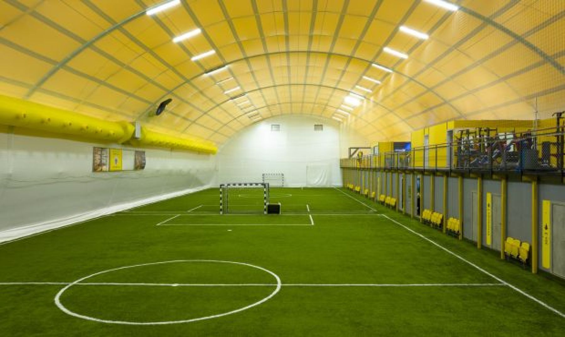 Футбольный манеж «Барс» - вид снаружи