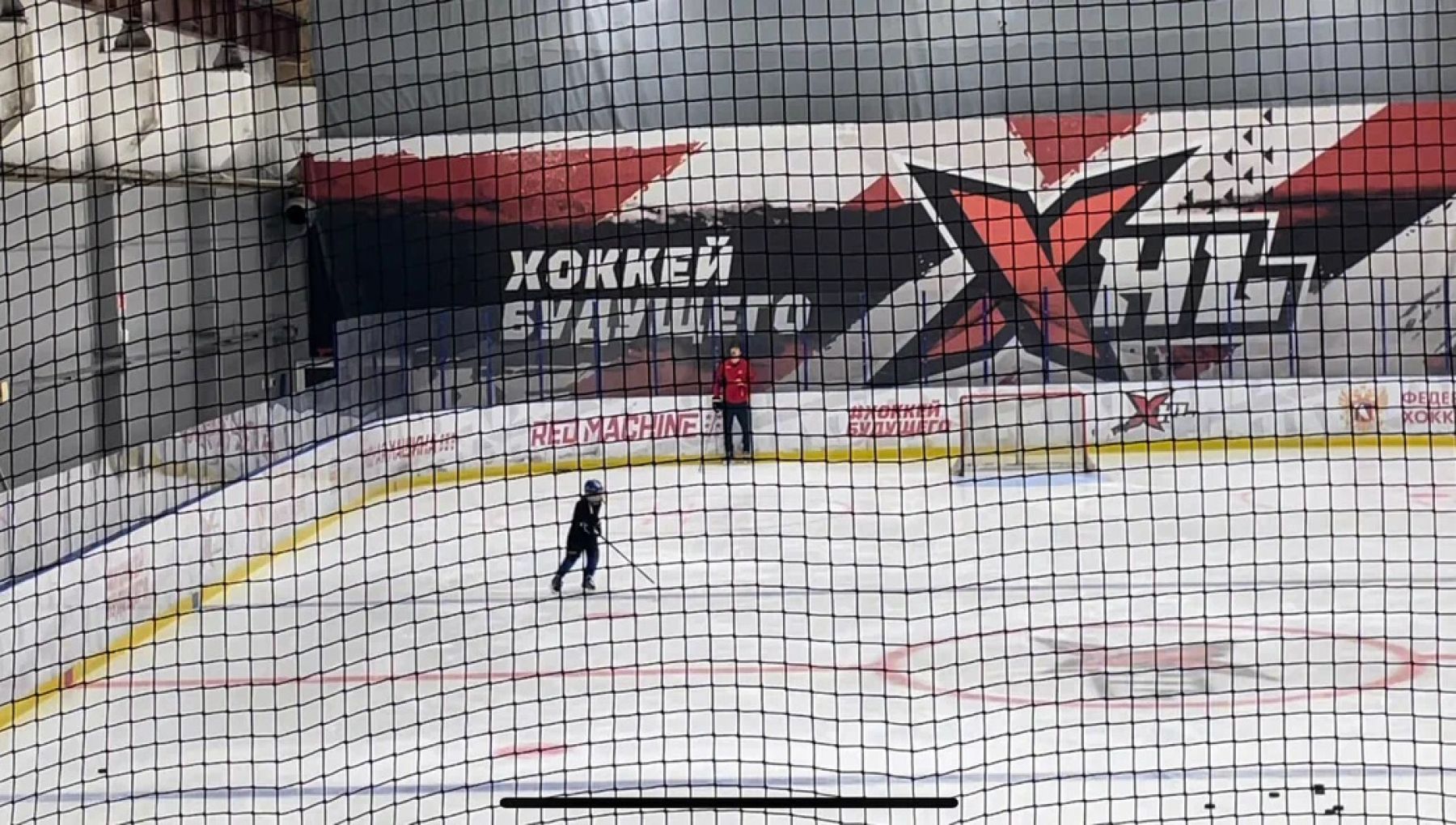 Крытый каток на улице Молодёжная - трибуны