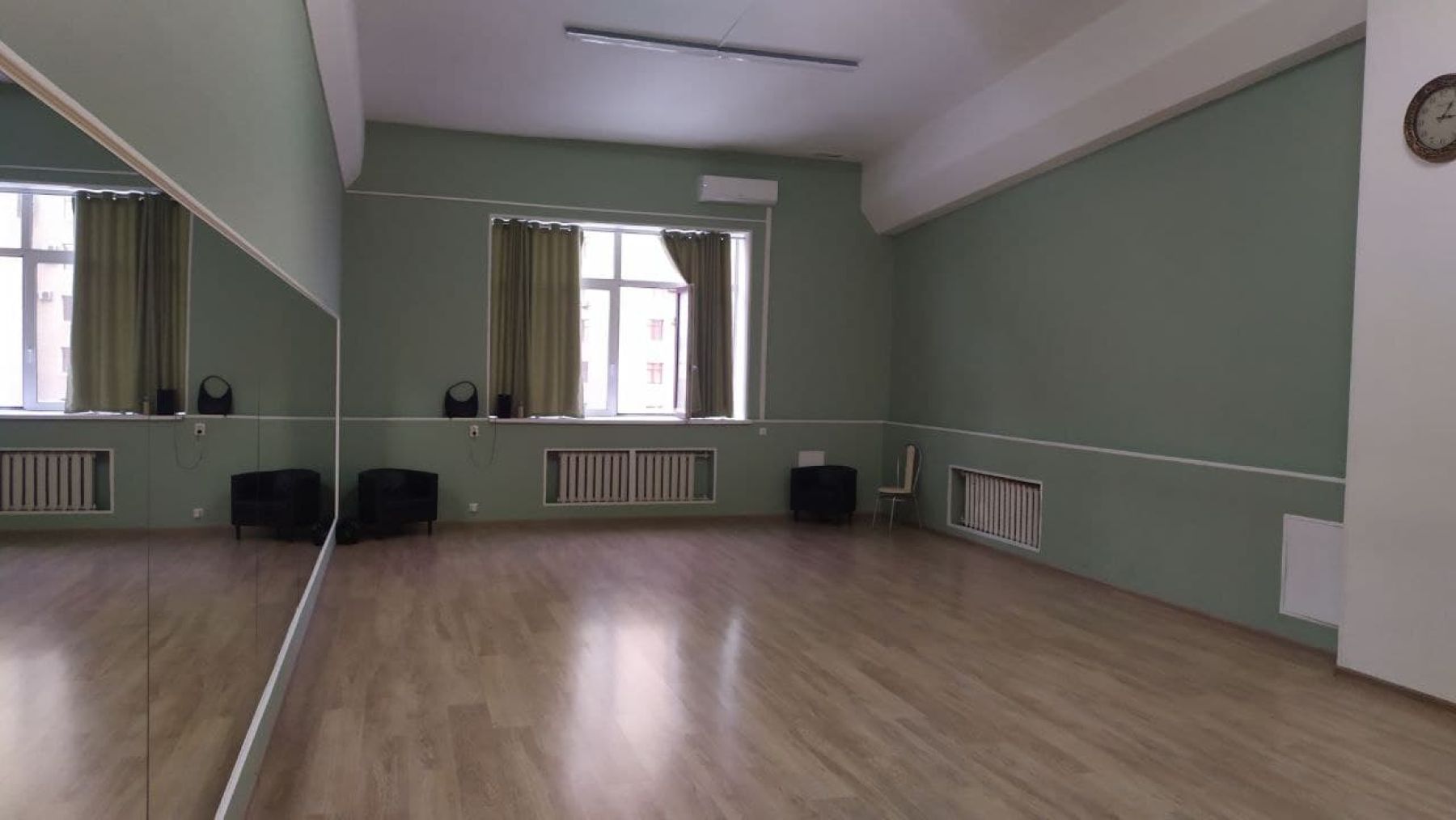 Танцевальный зал Bossa Nova, танцпол