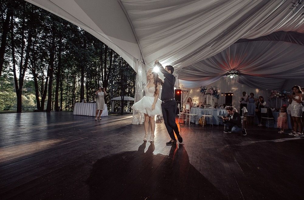 Уютная зона для отдыха на площадке «Горкий холидей»