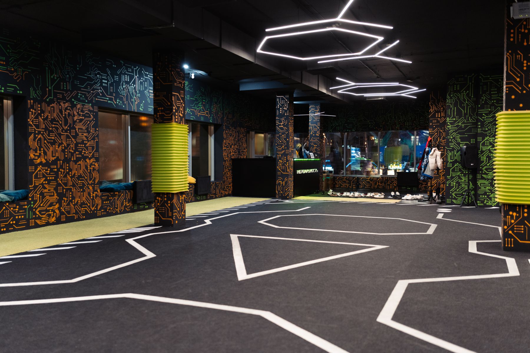 Зона для отдыха в парке виртуальной реальности