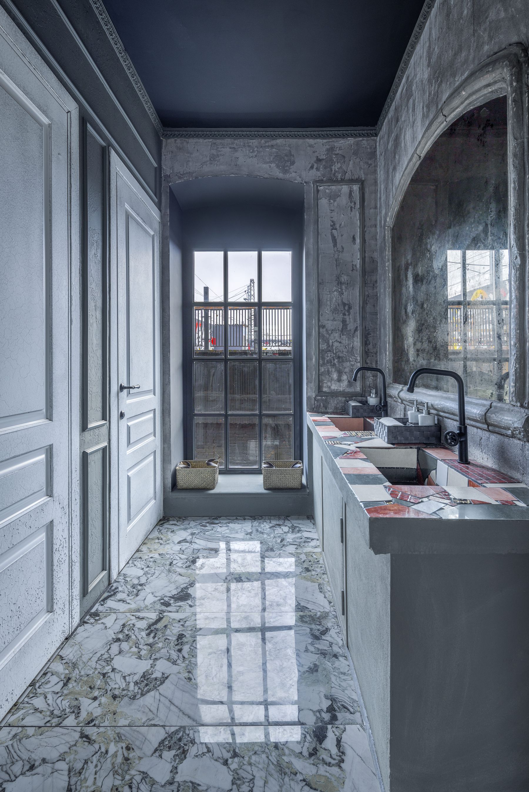 Светлый зал Ampere Hall для свадеб и корпоративов