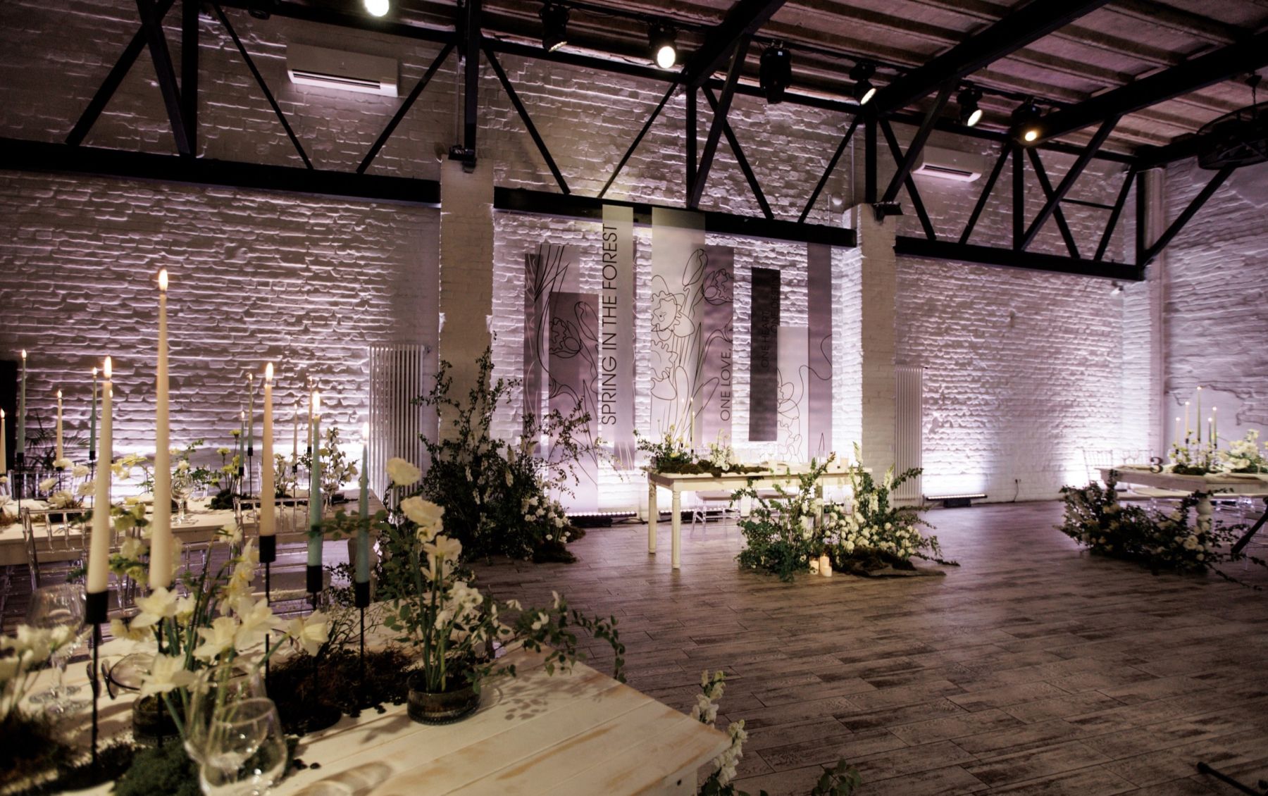 Интерьер зала Ohm Hall