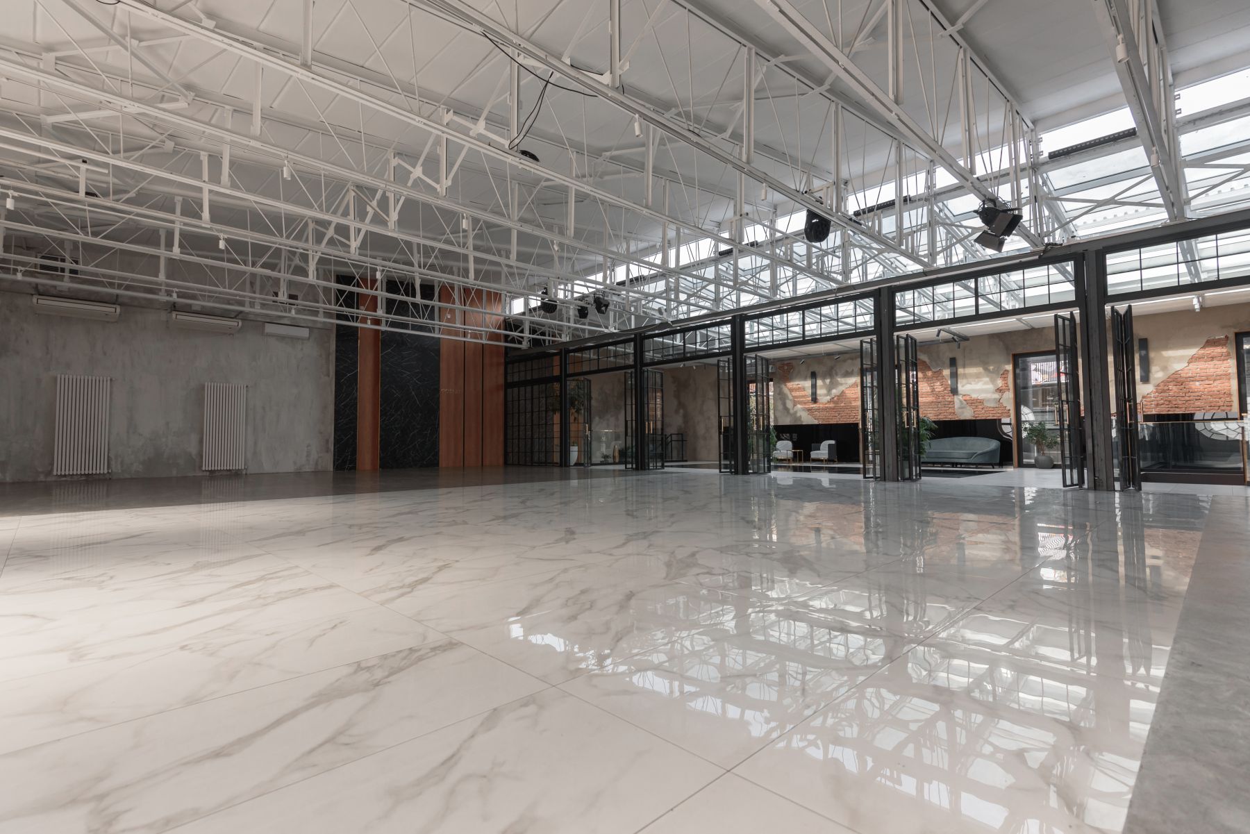 Лофт Hertz Hall - зона для мероприятий