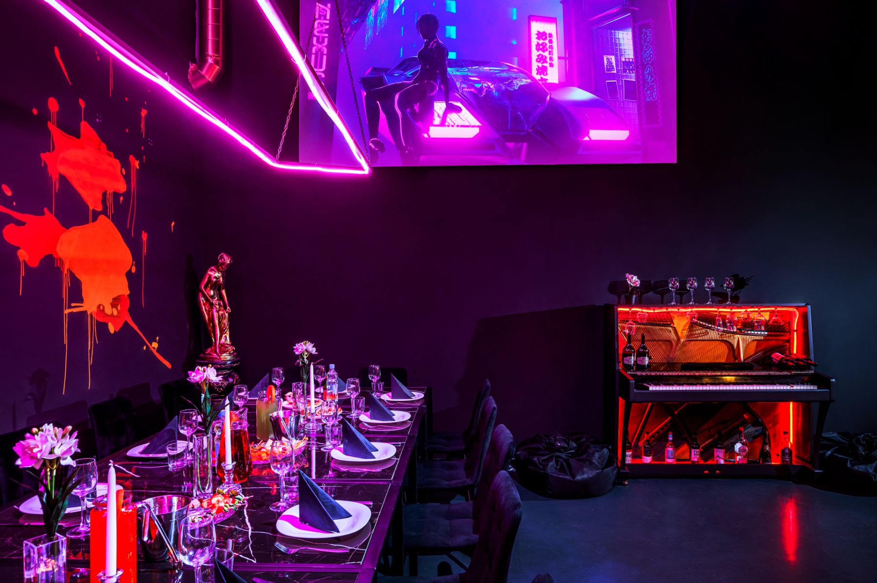 Барная стойка в арт-лофте на Бауманской