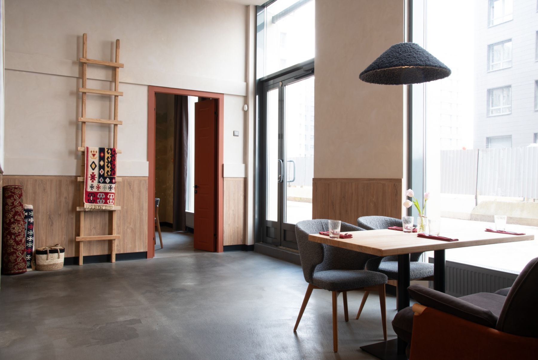 Зал для мероприятий в ресторане Алубали