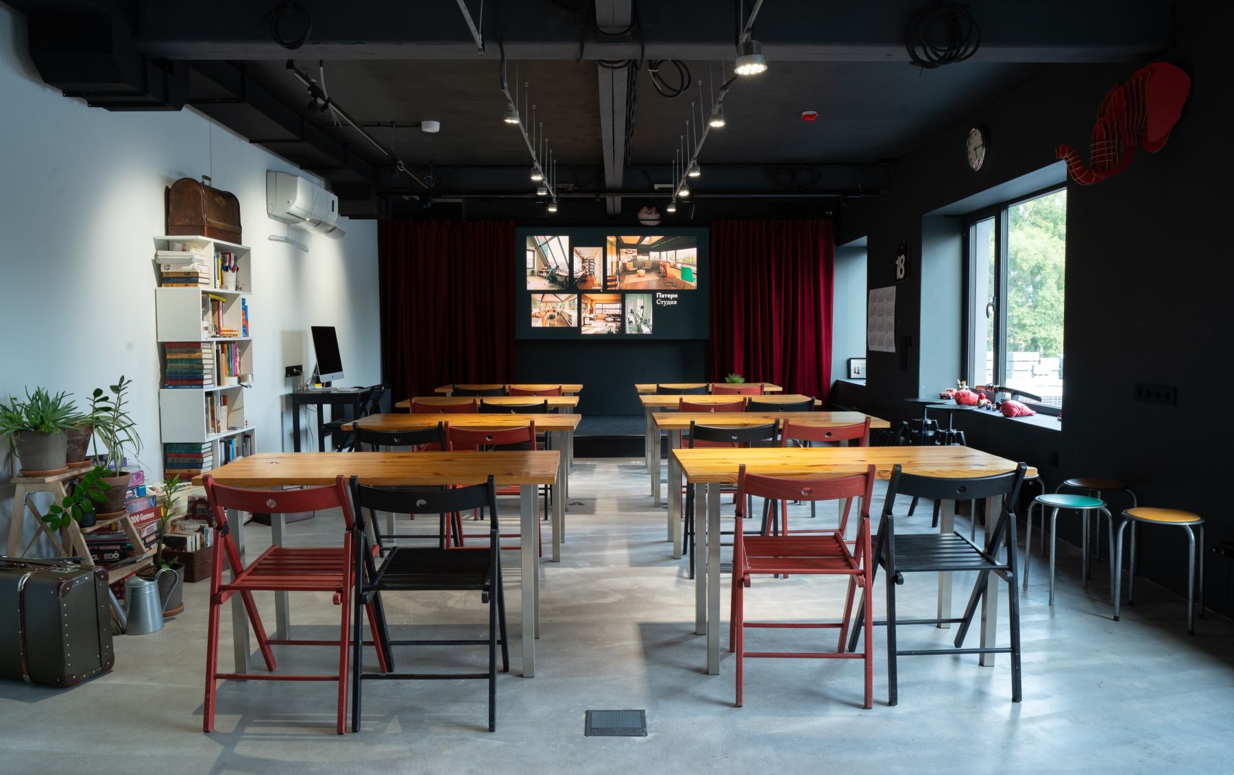 Учебный класс Бюро Горбунова — общий вид