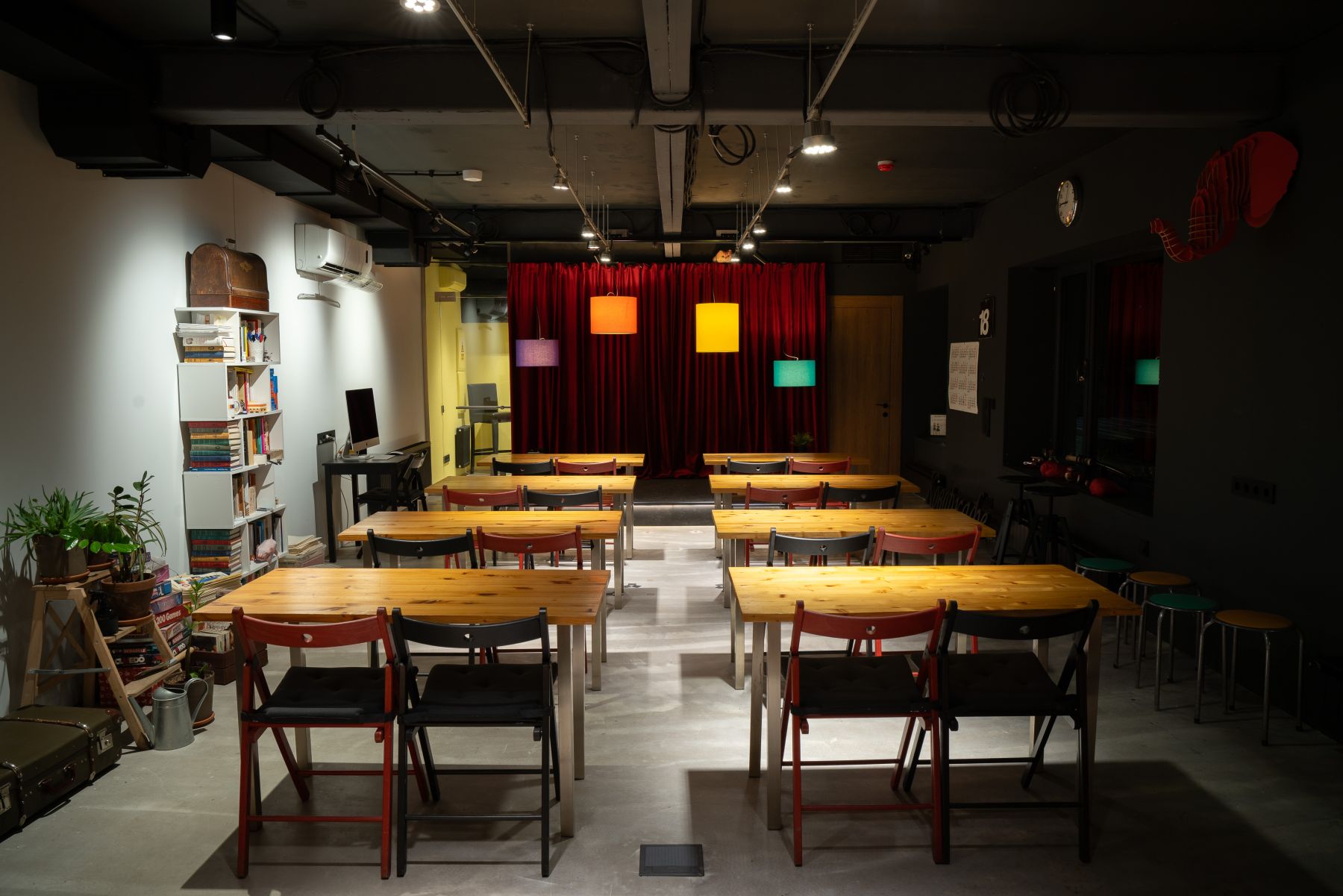 Кофе-бар в учебном классе Бюро Горбунова