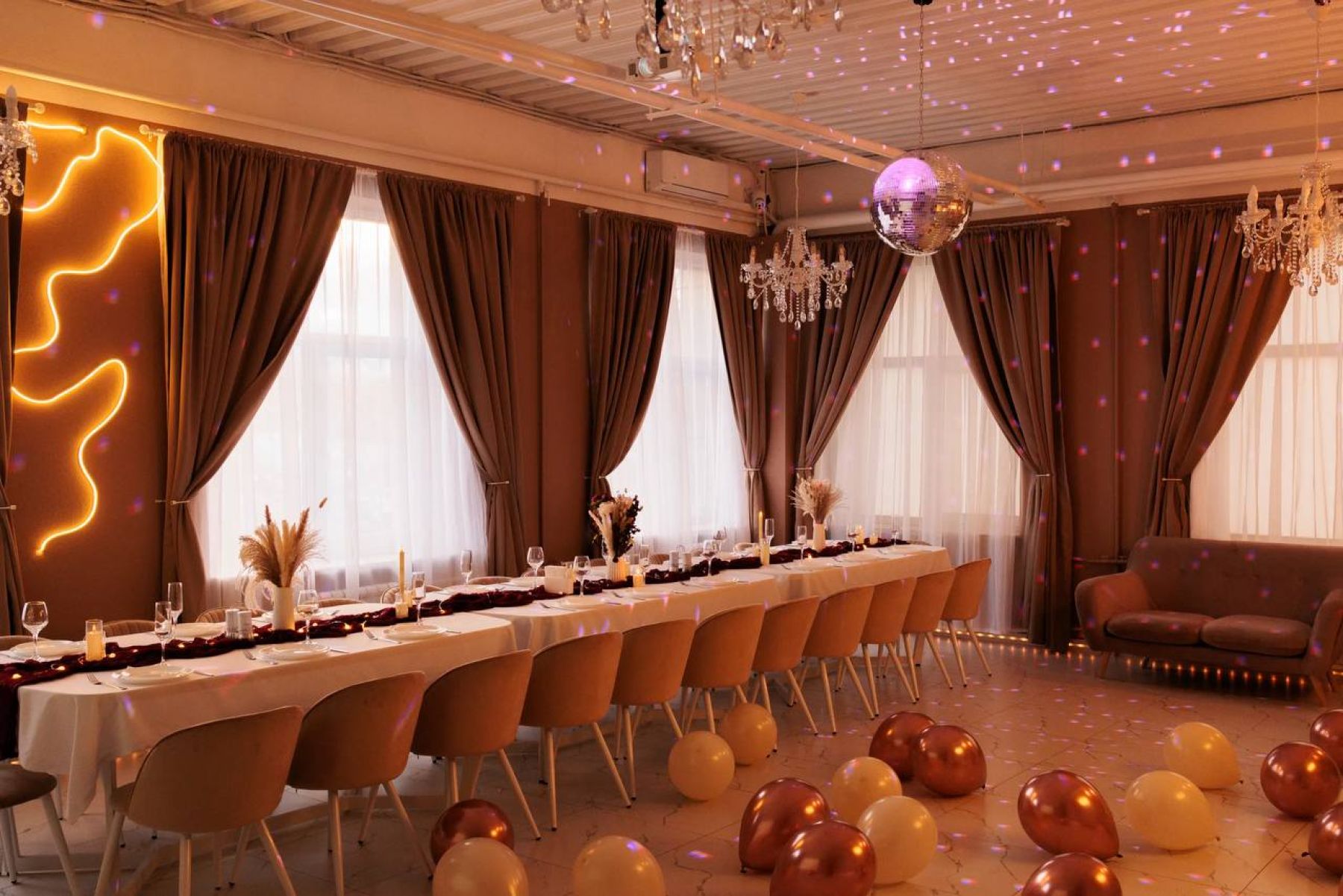 Лаундж-зона в лофте Версаль