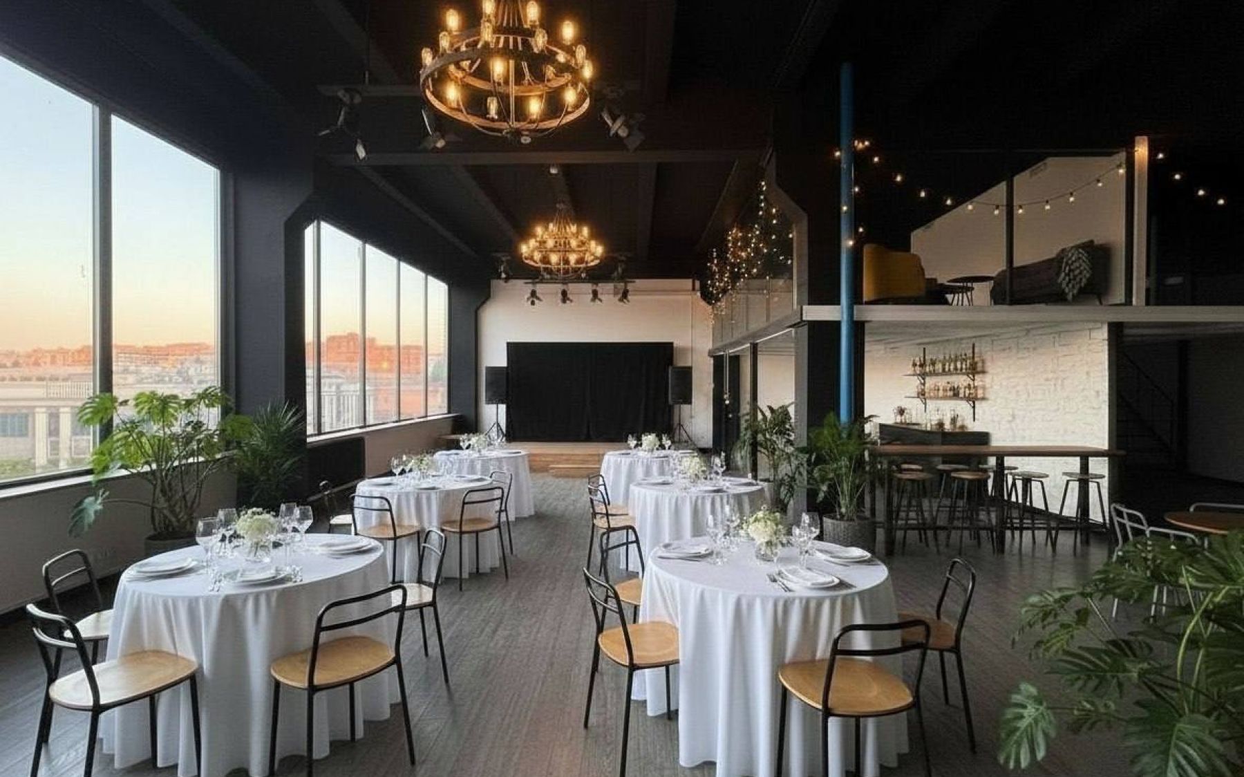 Площадка Huge на Бауманской - интерьер