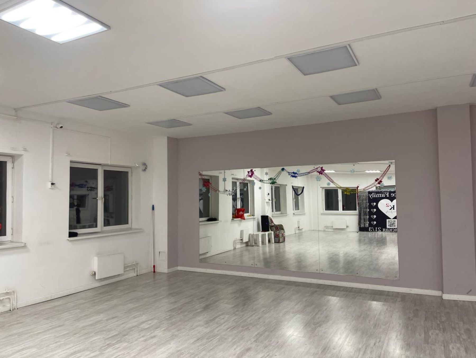 Лофт с зеркалами для фотосессии