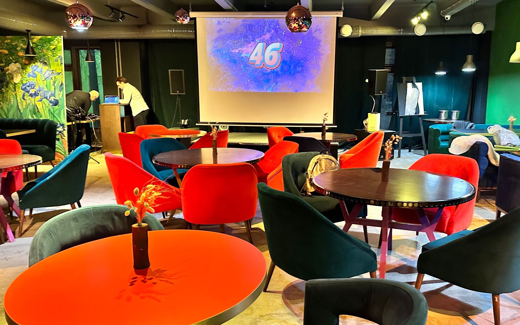 Просторный зал для мероприятий на Волоколамском шоссе