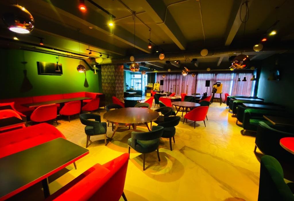 Интерьер зала для праздников в Москве