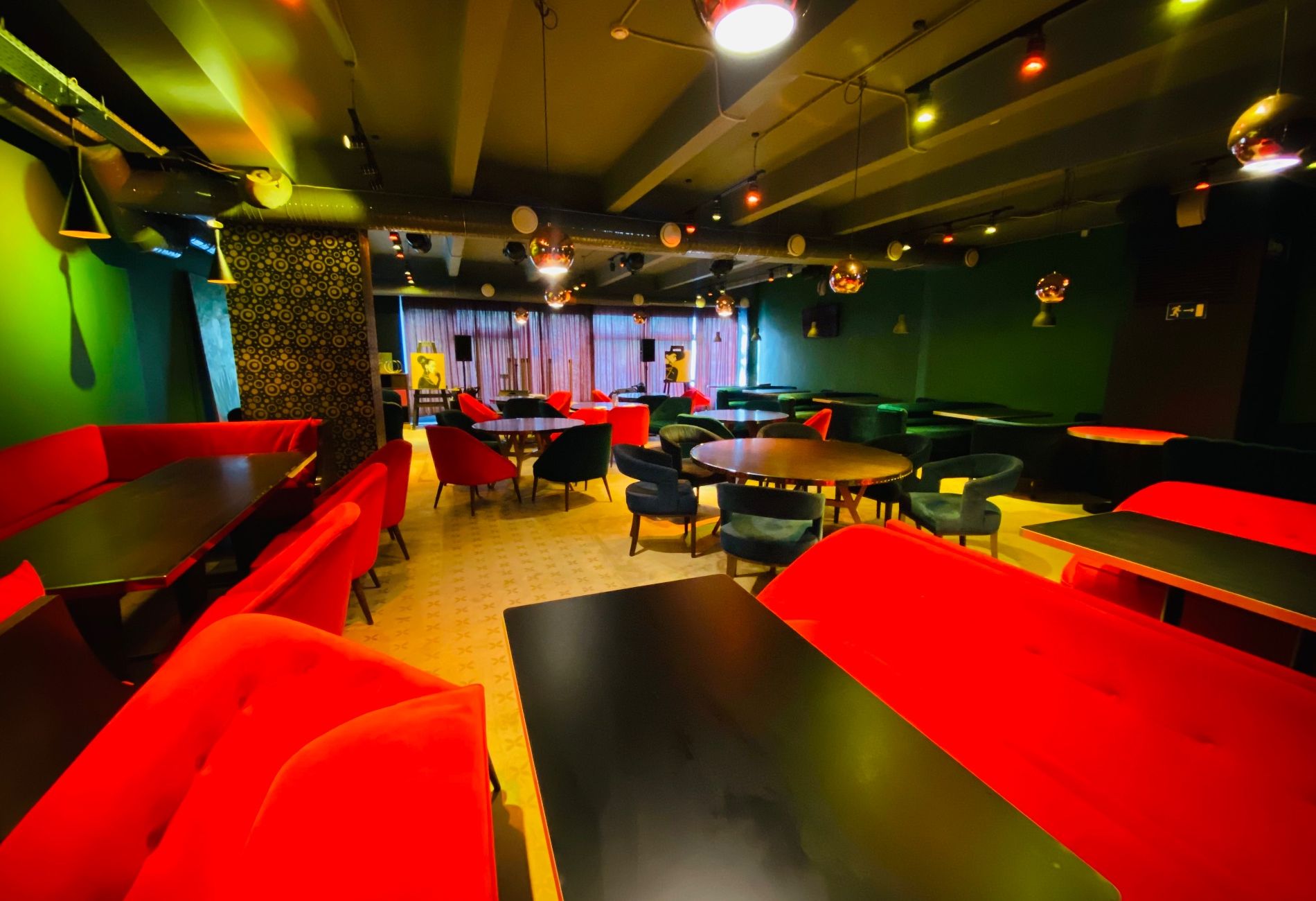 Уютное пространство для корпоративов и вечеринок