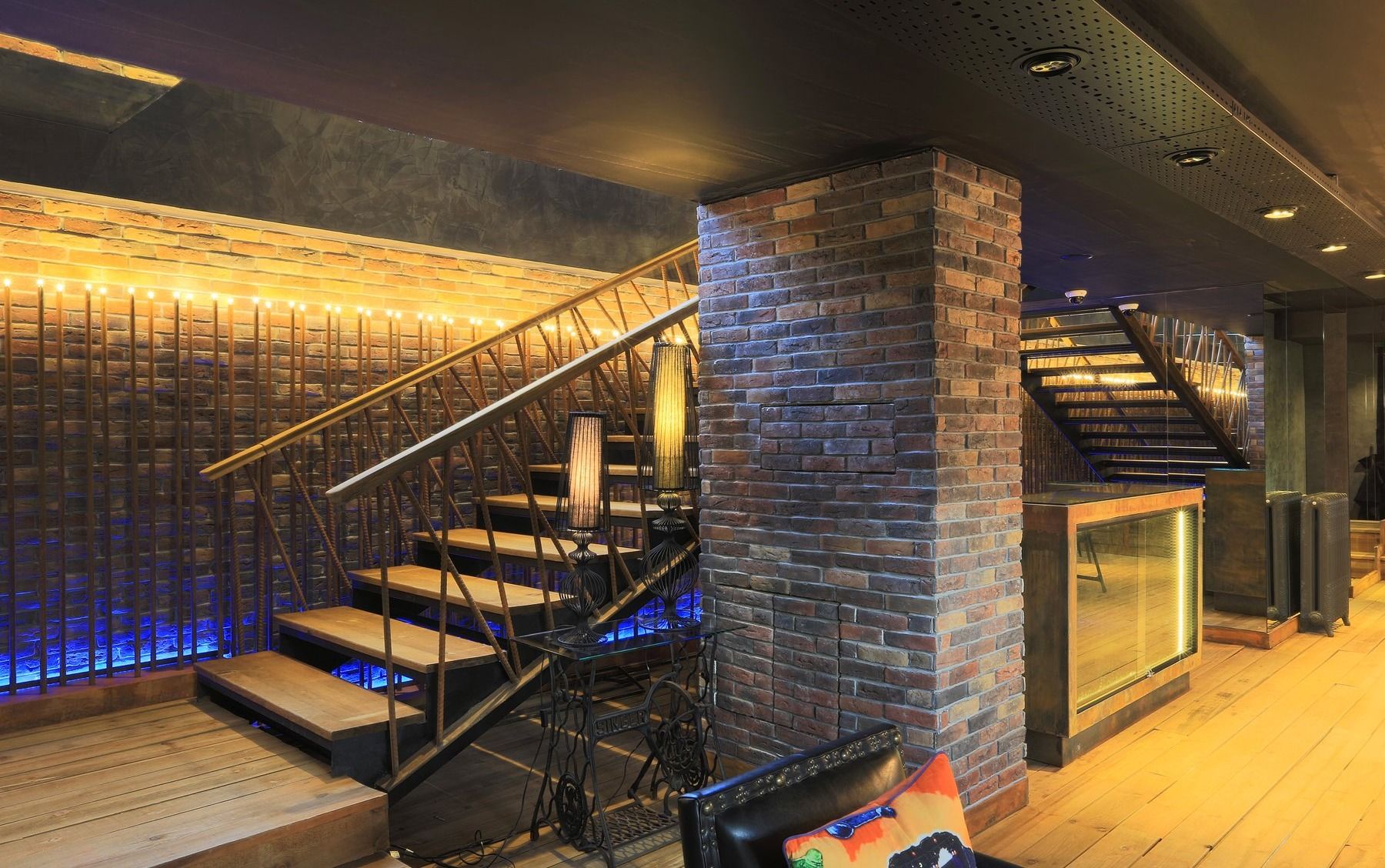 Стильный лофт для мероприятий в Москве