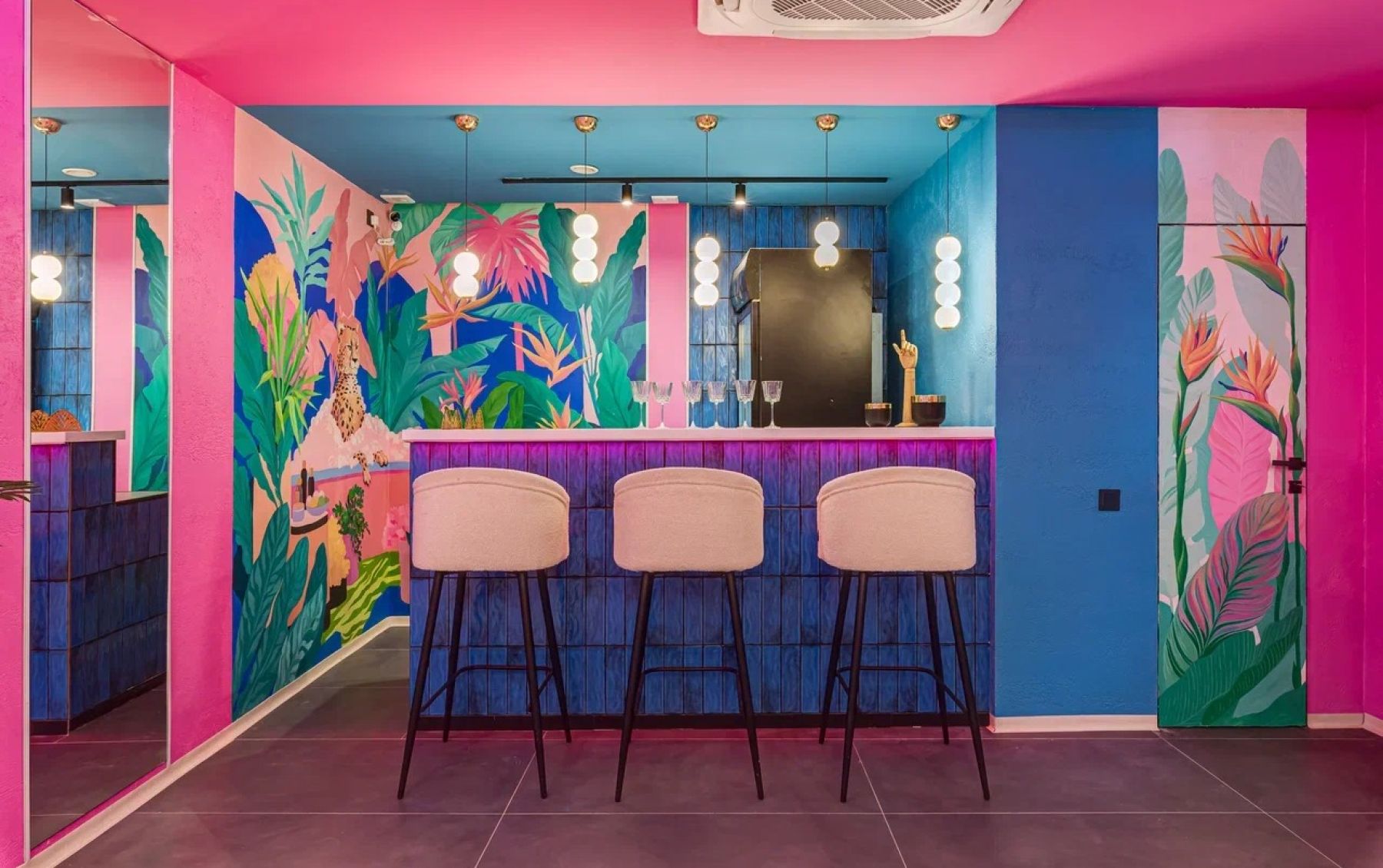 Лофт Льюис — интерьер в арт-поп стиле