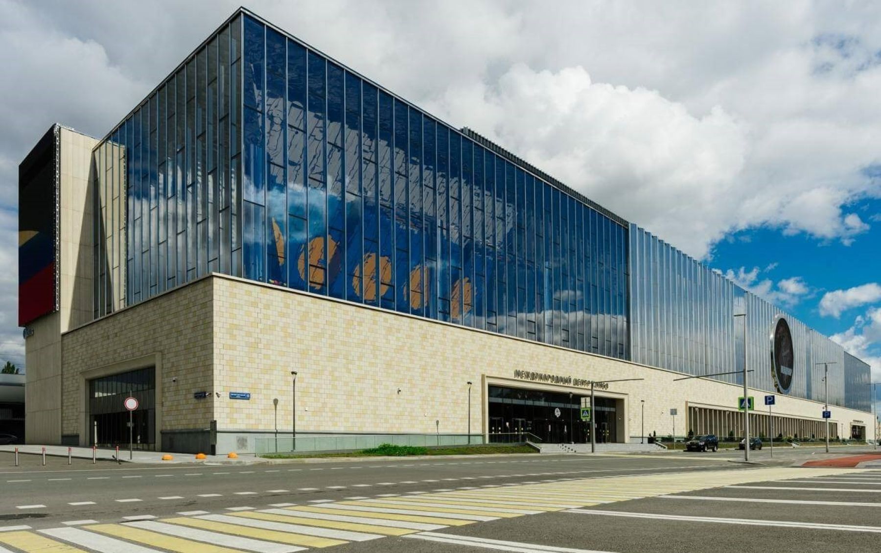 Спортивный Дворец Самбо - вид на фасад