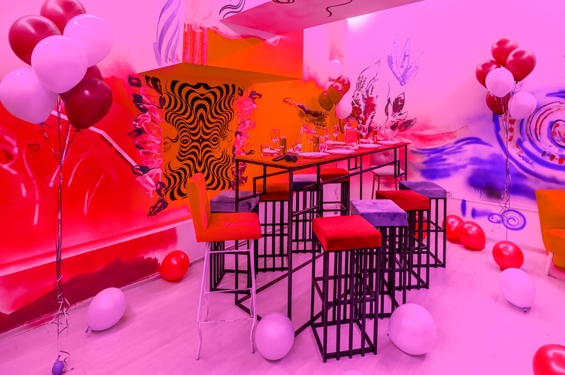 Лаундж-зона в лофте для отдыха