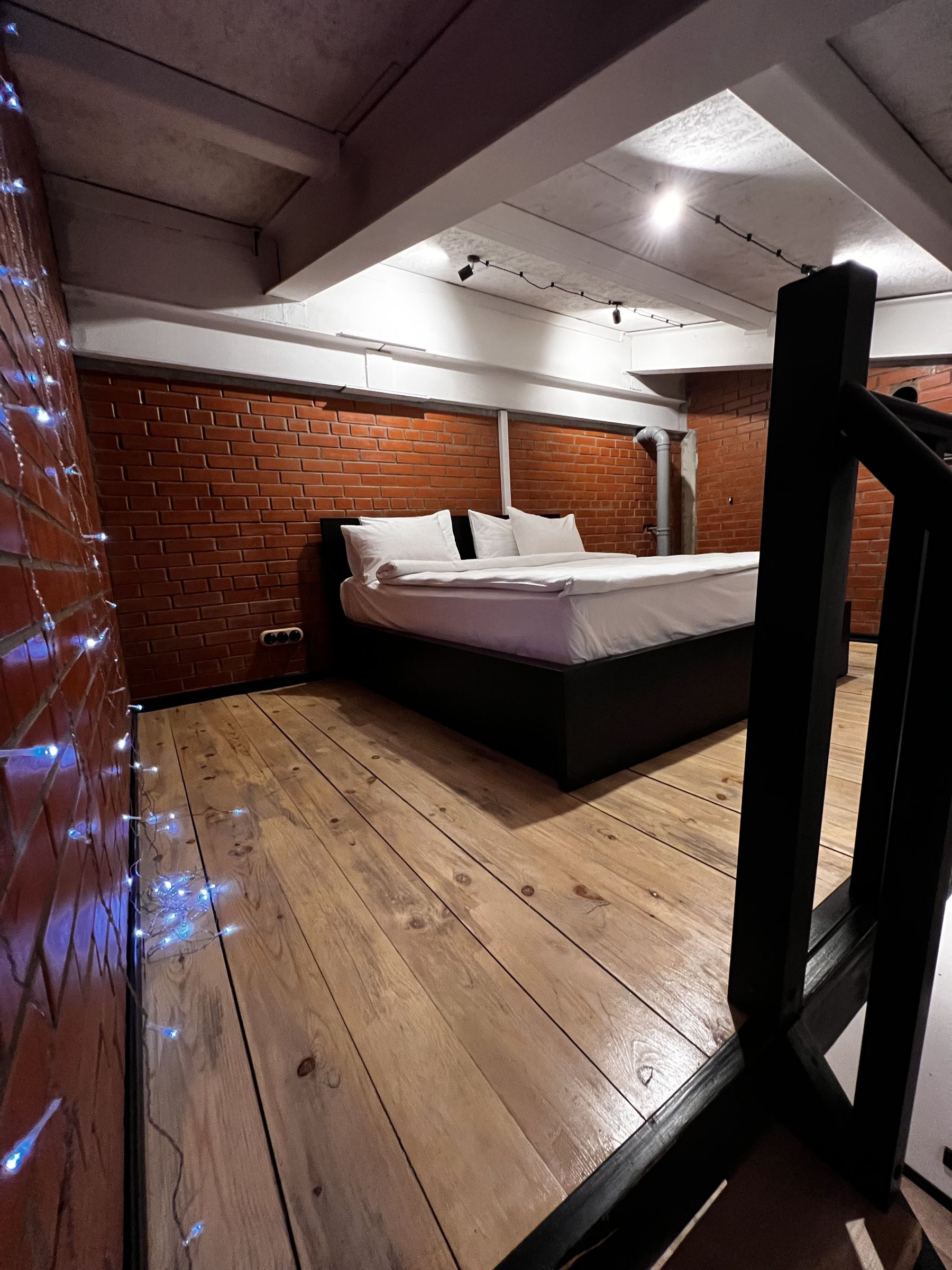 Праздничное оформление лофта