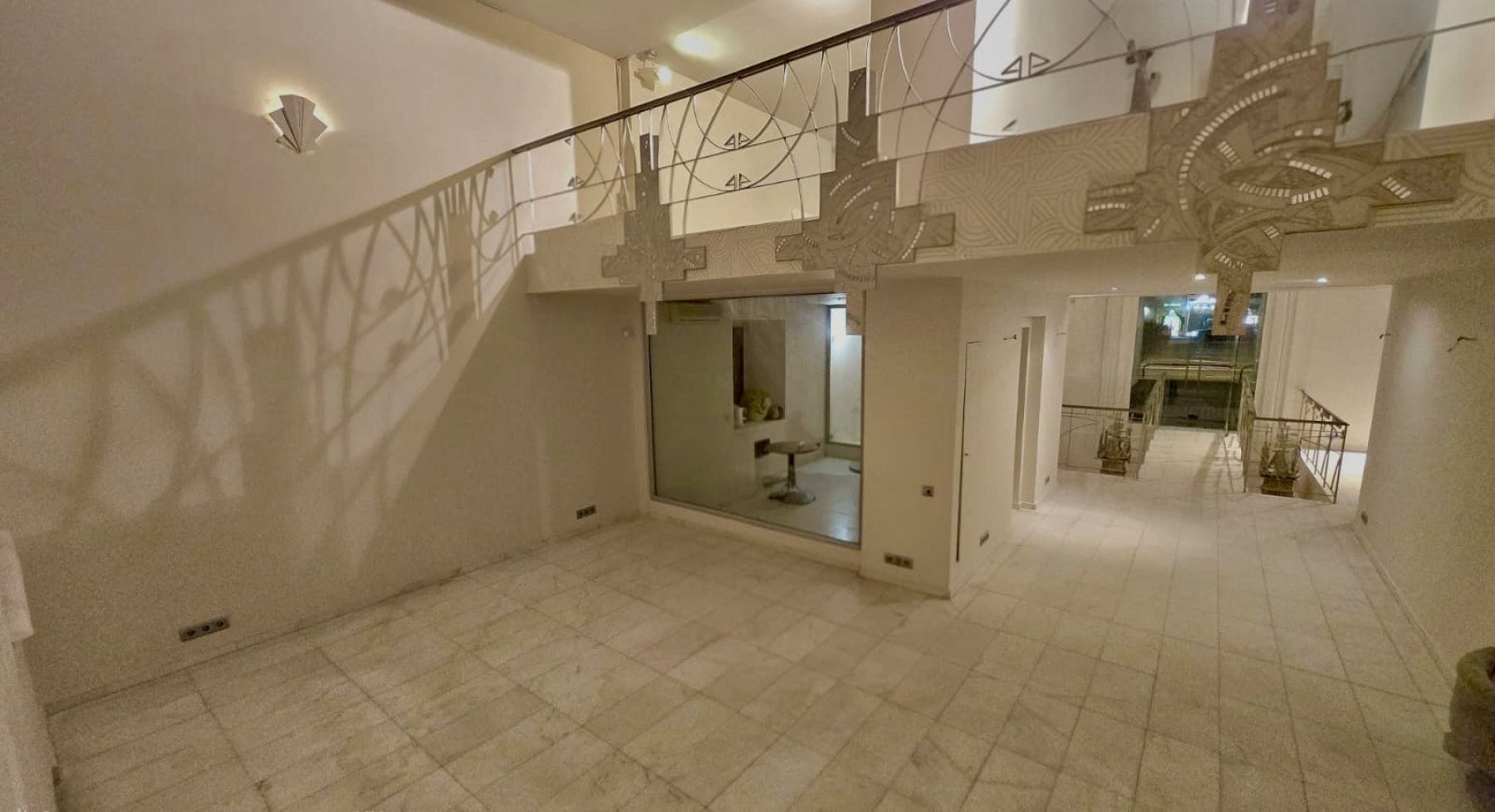 Галерея с роялем в аренду на Кутузовском проспекте