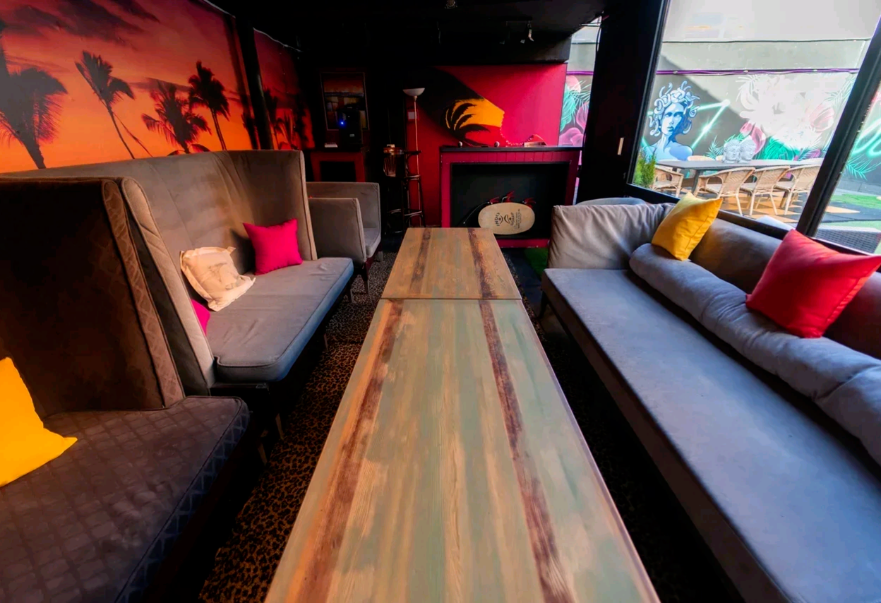 Терраса креативного лофта на Бакунинской