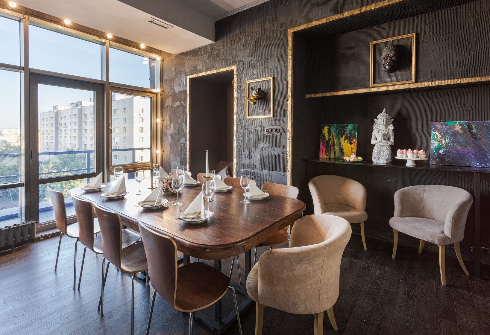 Двухкомнатный лофт в Москве с панорамным видом