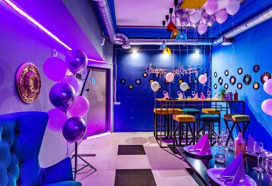 Яркий лофт для мероприятий в Москве