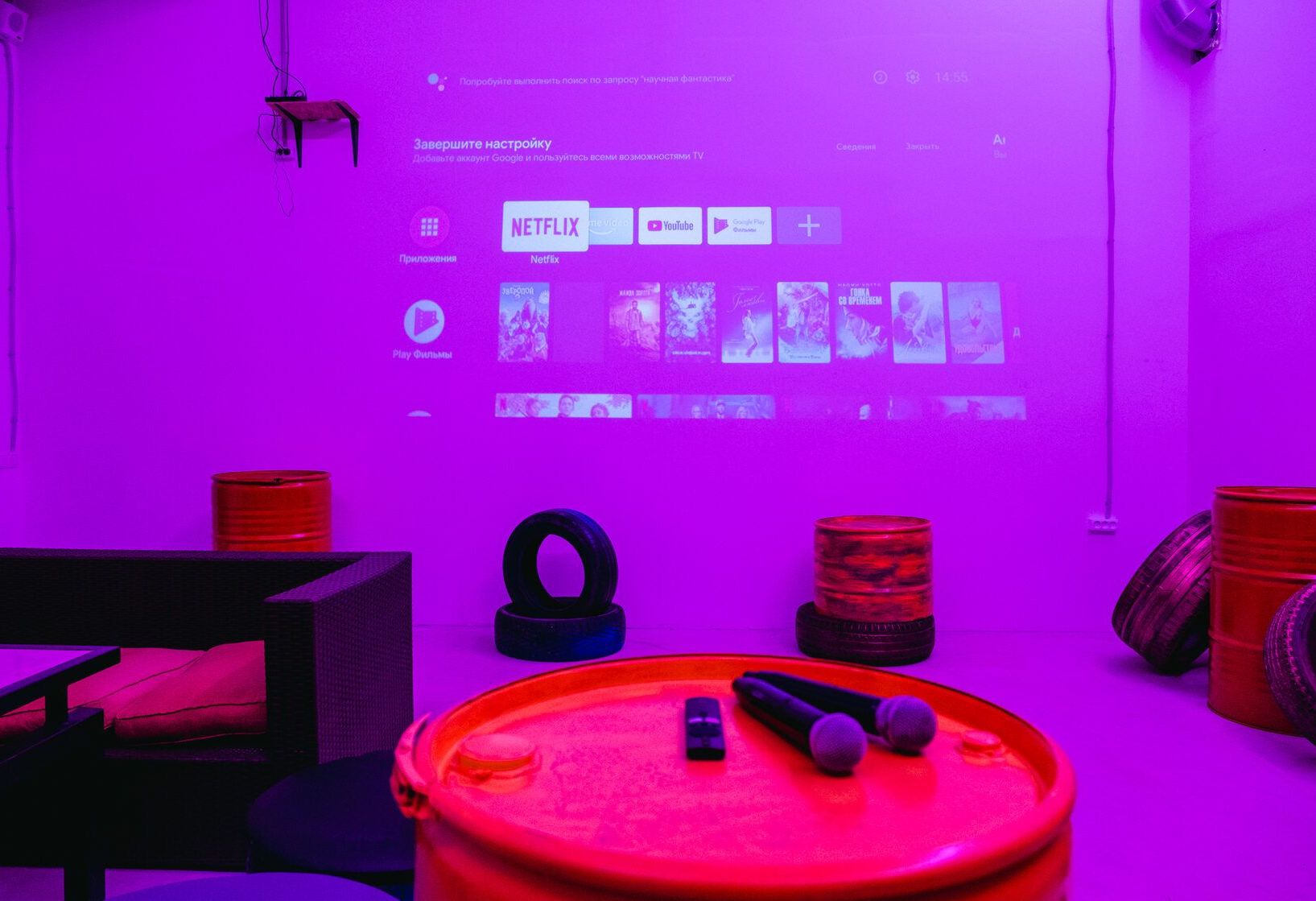 Коктейльные столики в лофте на Электрозаводской