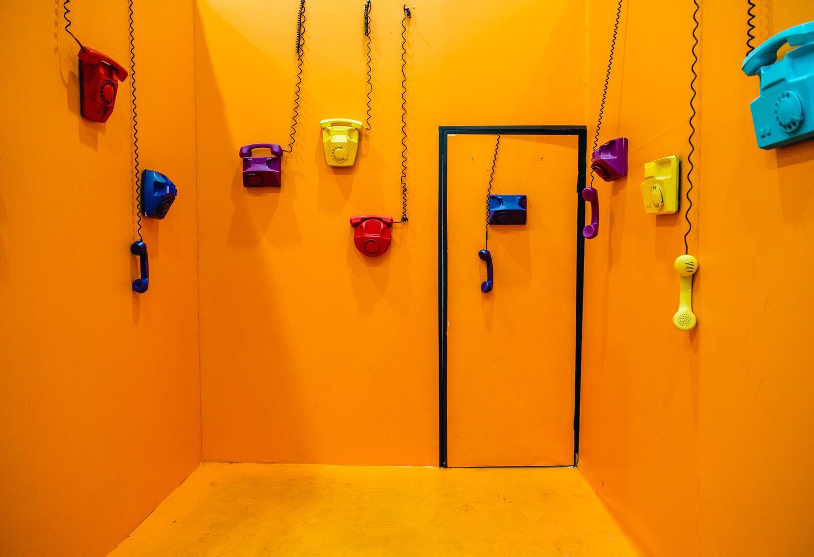 Коктейльные столики в лофте