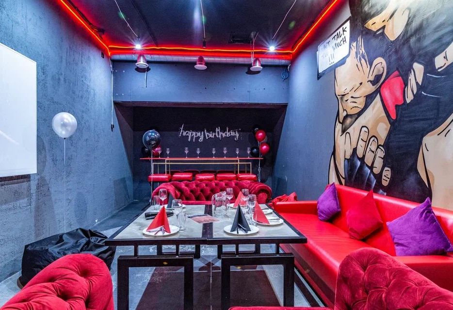 Оборудование лофта для вечеринок