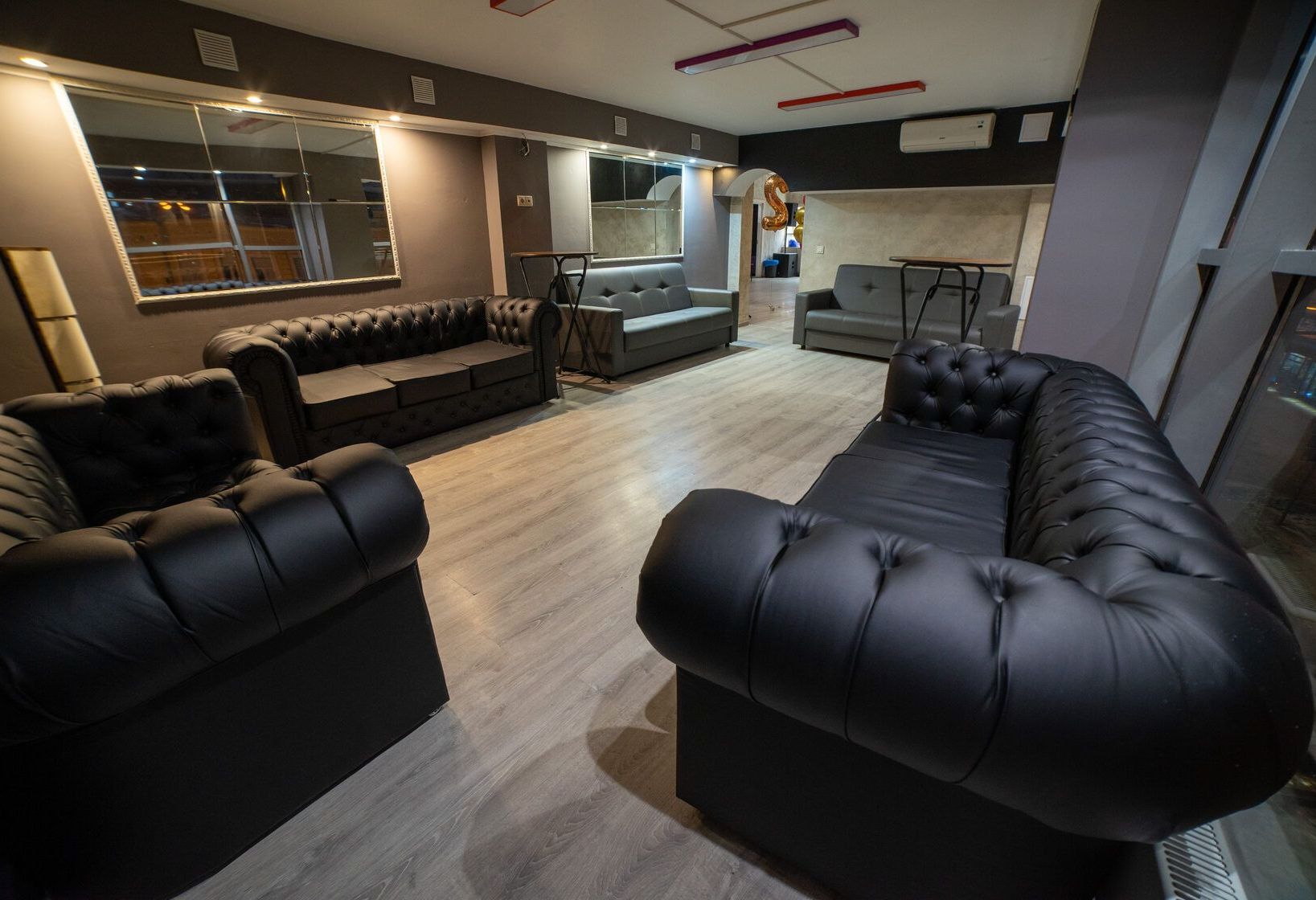 Барная зона в лофте на Бауманской