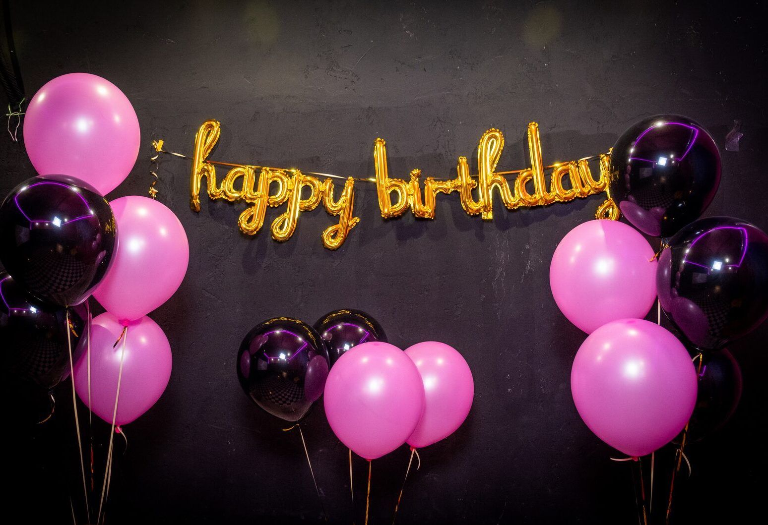 Современные интерьеры киберпанкового пространства