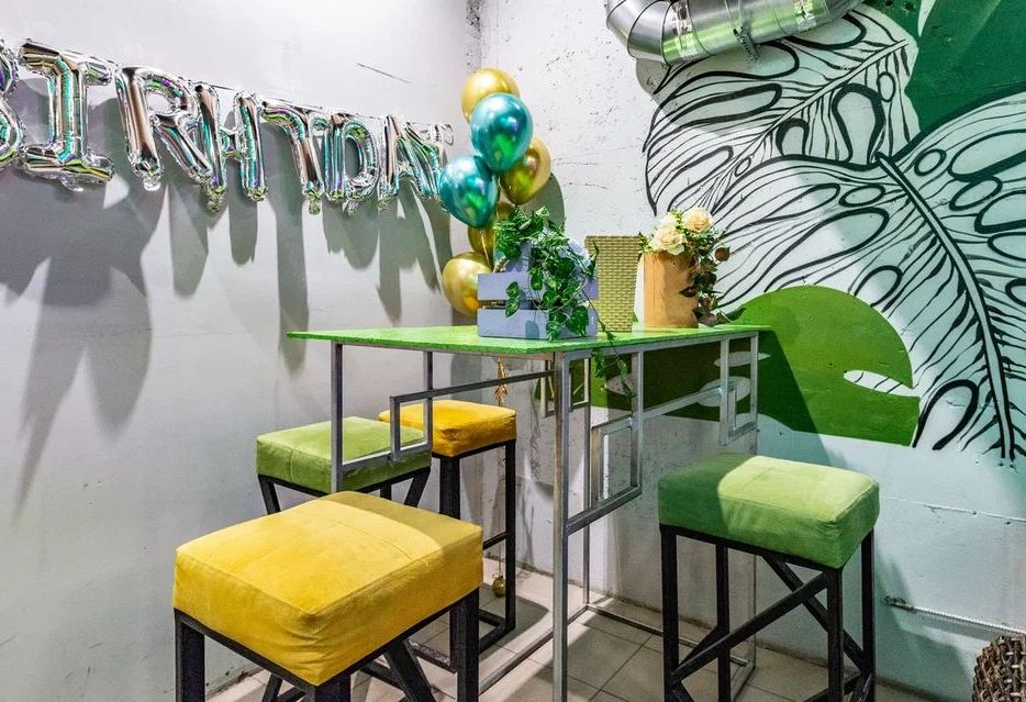 Караоке и музыкальная система в лофте