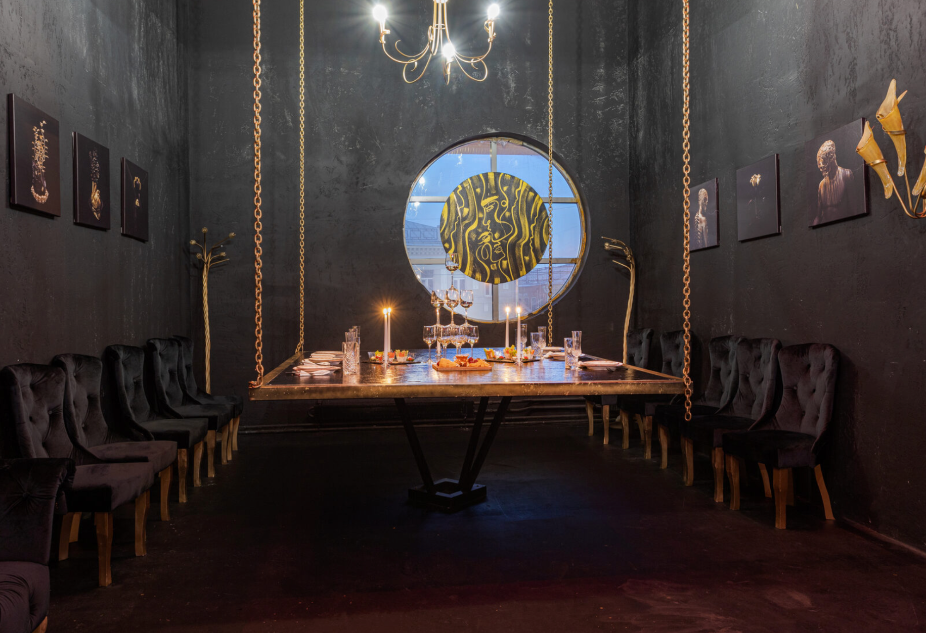 Античный лофт с панорамным видом на Москву