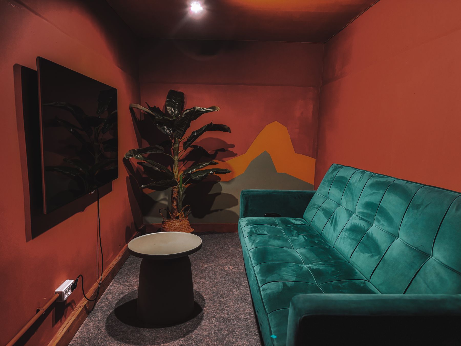 VIP-комната лофта Охра