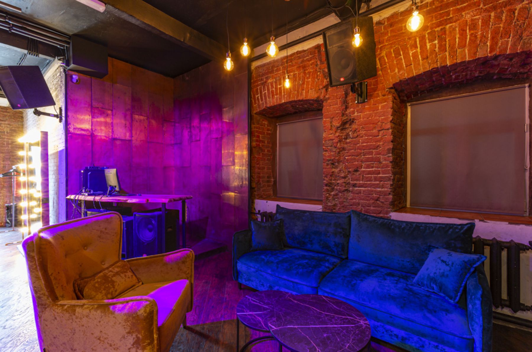 Мероприятие в лофте PALMA с проектором и экраном