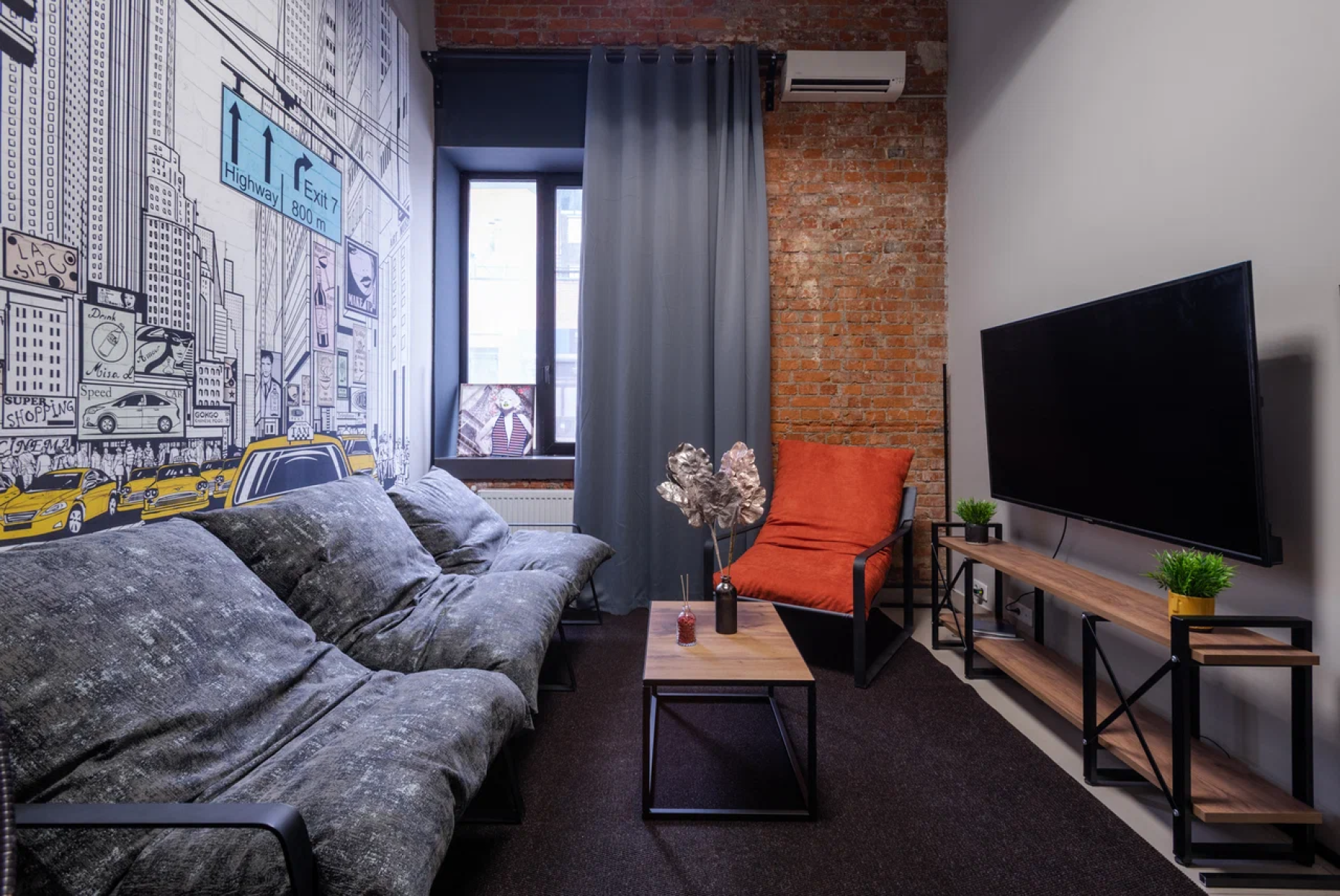 Комфортные зоны для отдыха в лофте