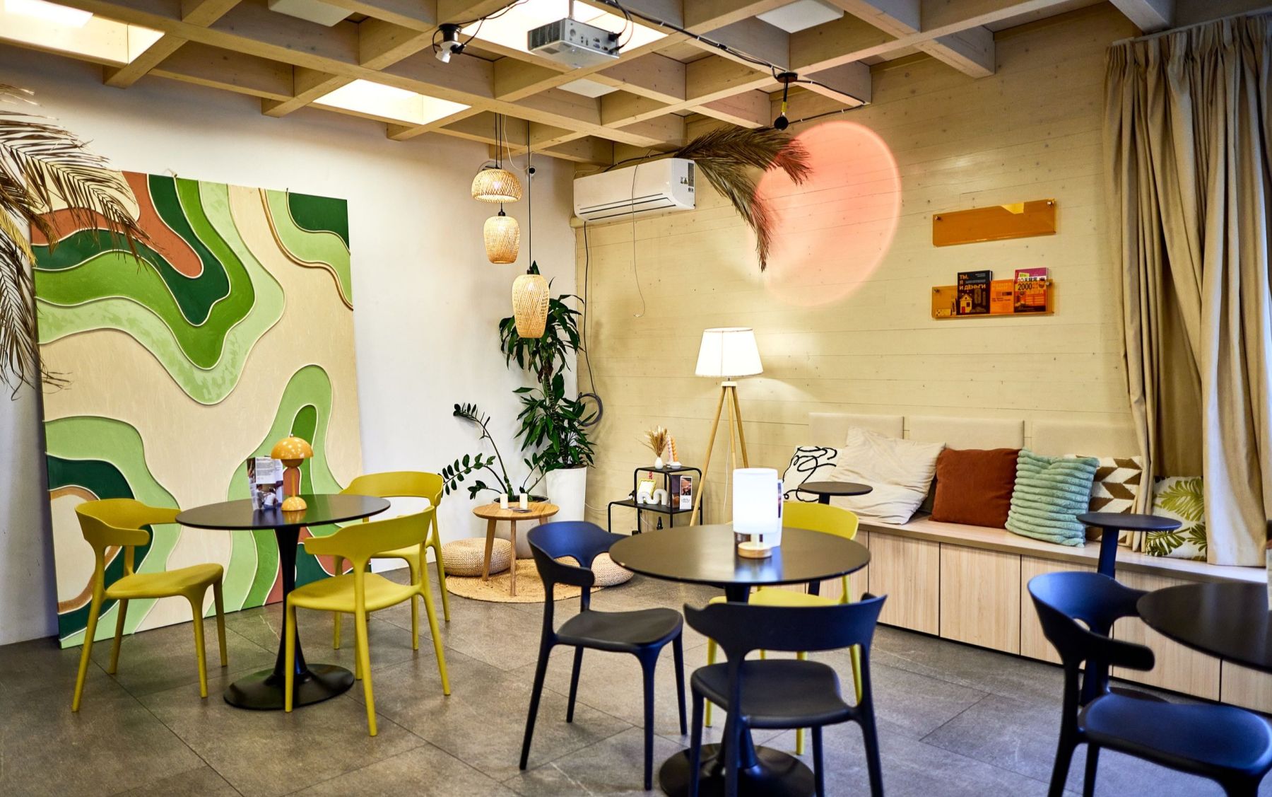 Зал для мероприятий на Новодмитровской улице в Москве