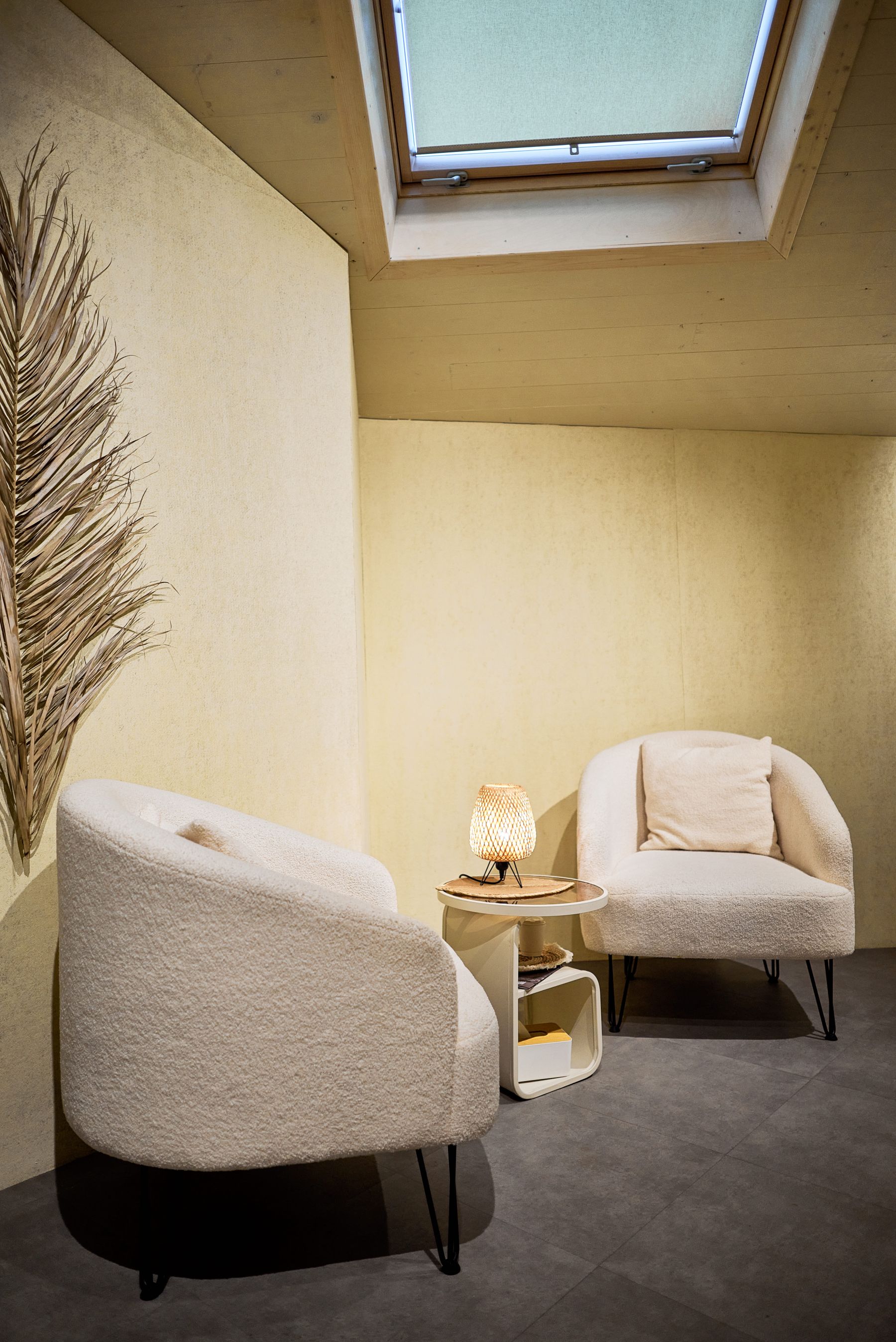 Переговорная комната с уютной атмосферой