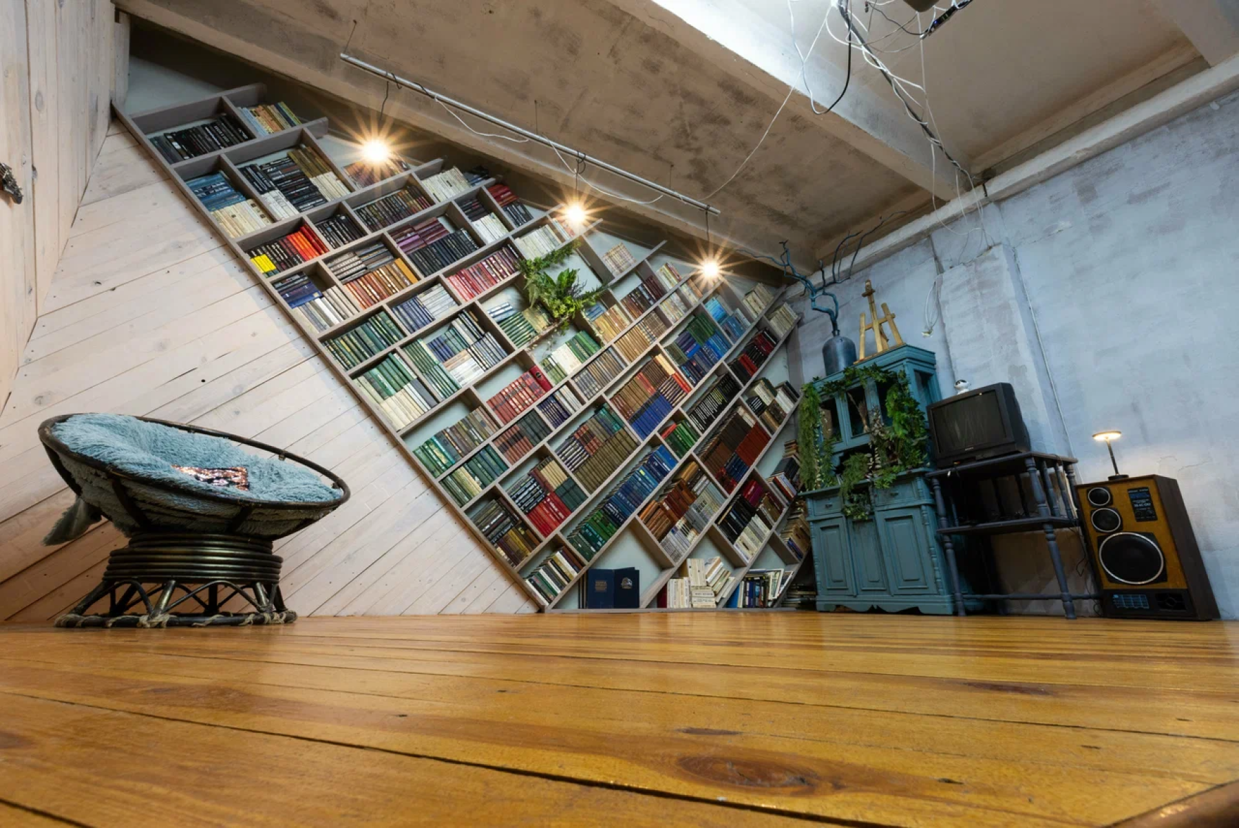 Зона для мероприятий в лофте