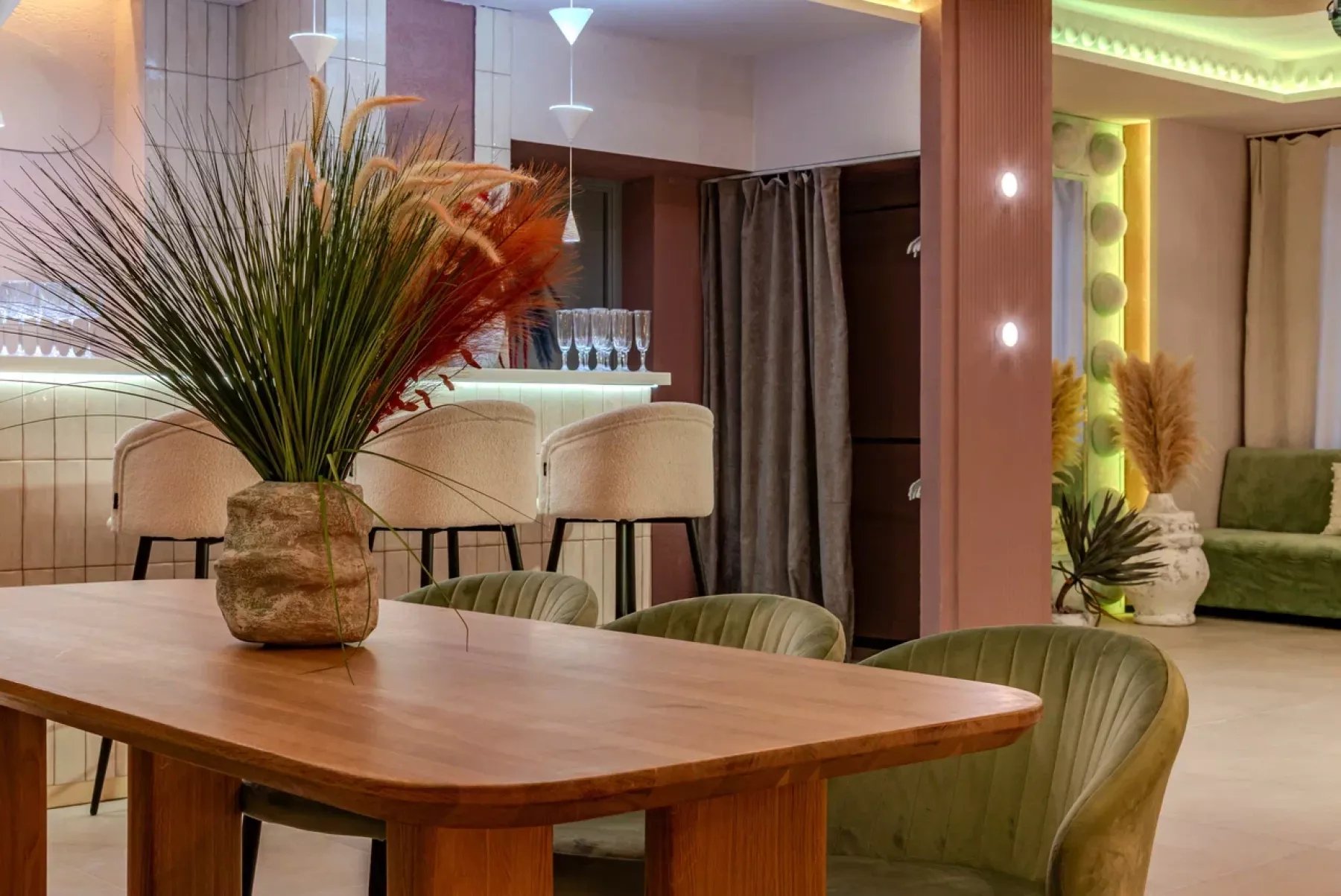 Лофт Сенди на улице Дмитровская в Саратове