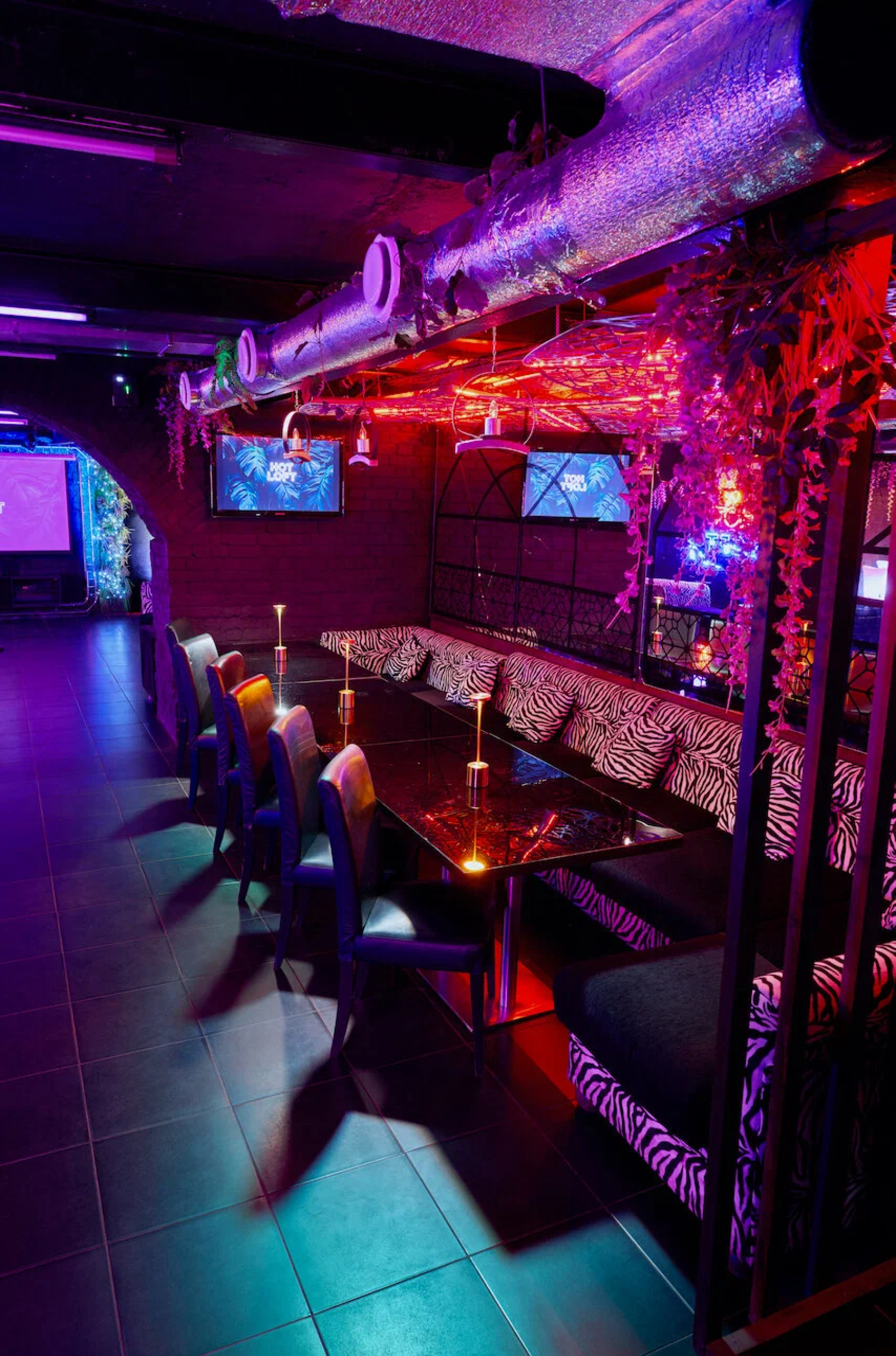 Лофт для вечеринок - дизайнерский интерьер