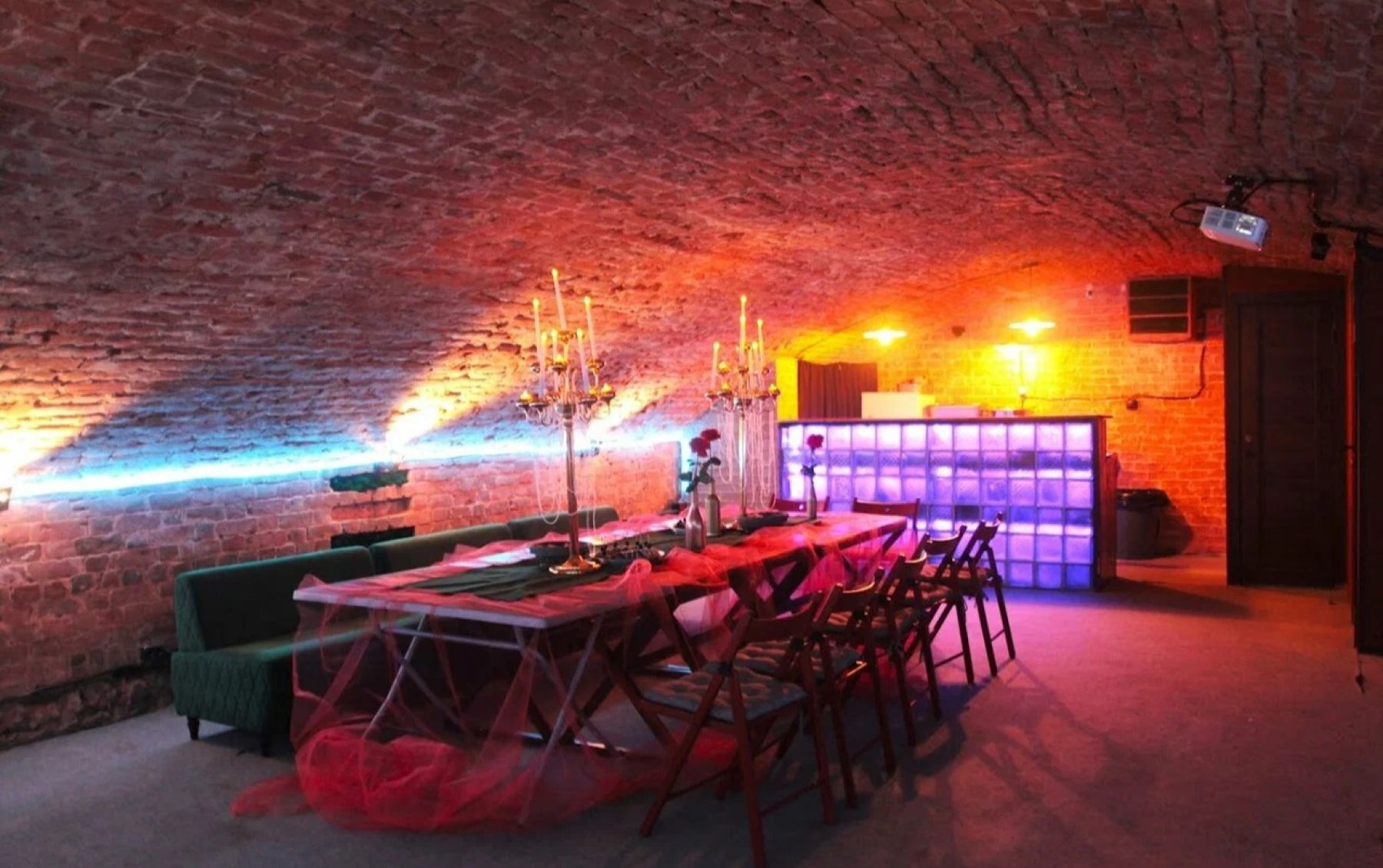 Лофт Base в центре Москвы - интерьер