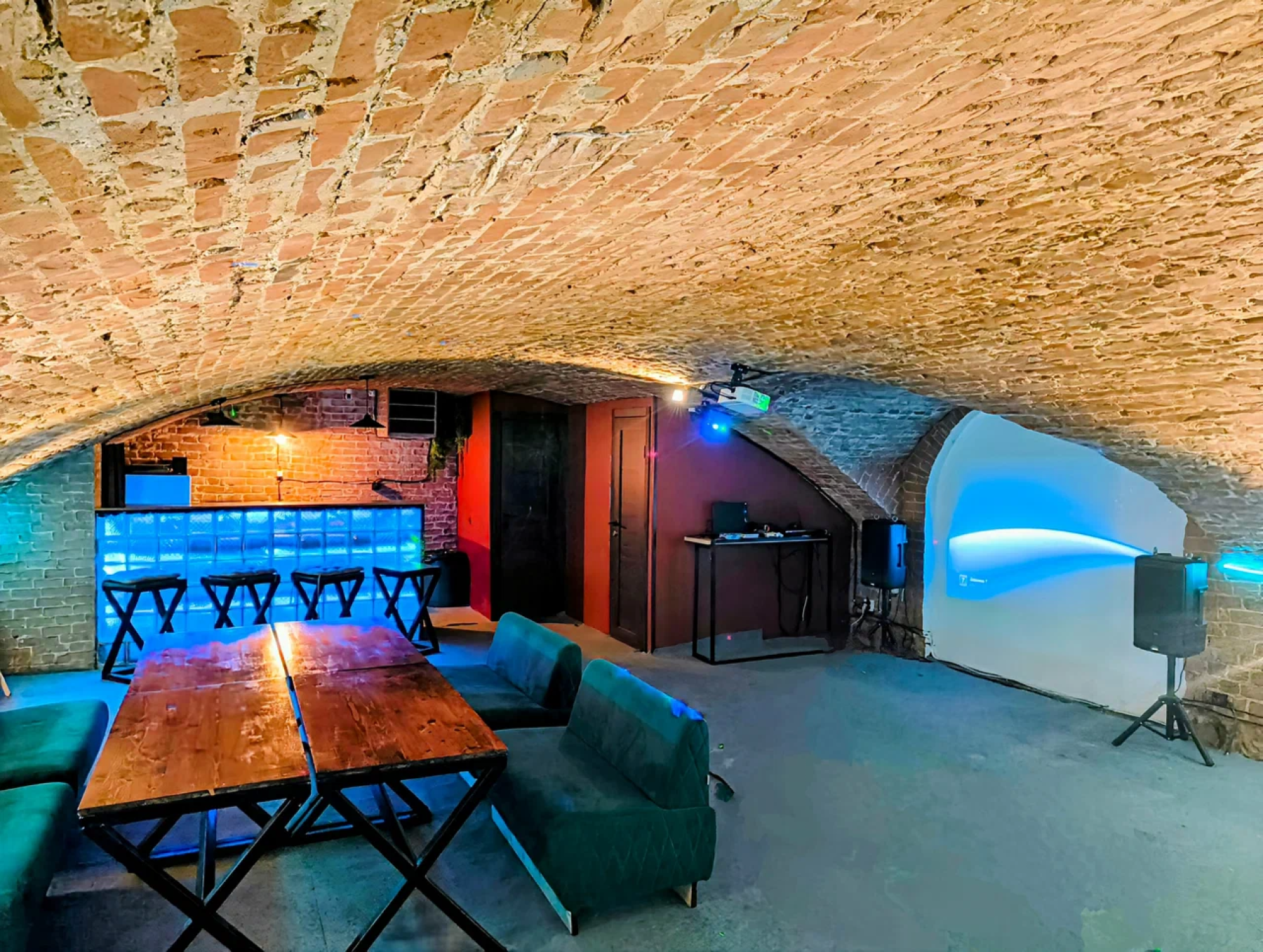 Лофт Base - пространство для мероприятий