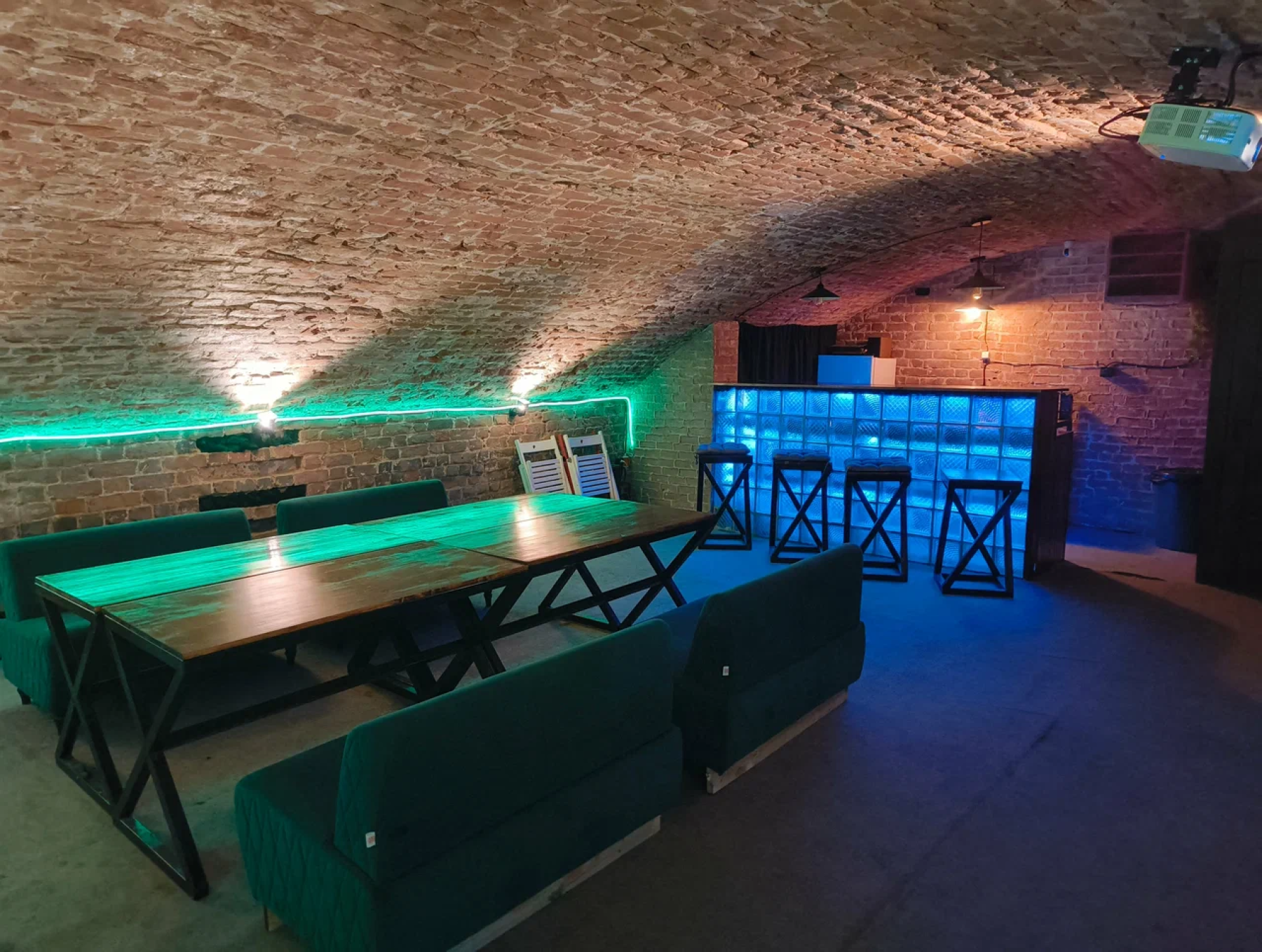 Лофт Base - стильный интерьер