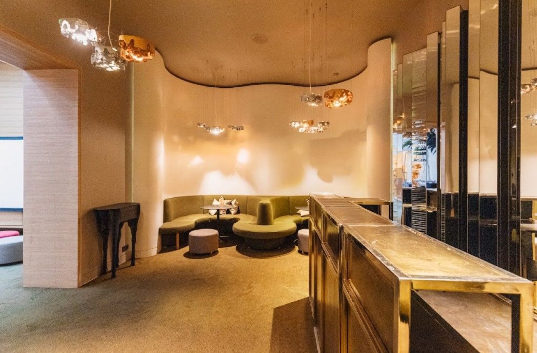 Уютный лофт для вечеринок и свадеб