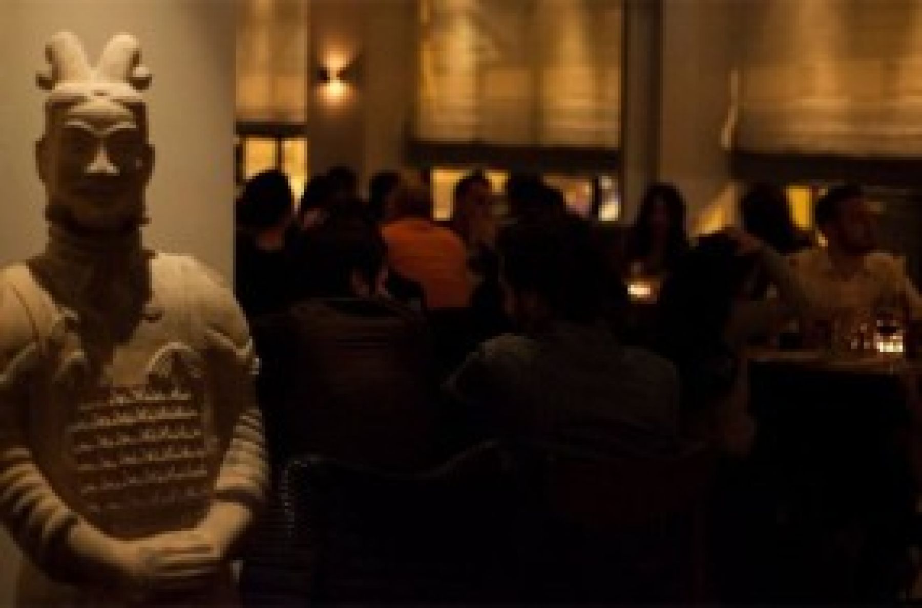 Гастрономическое пространство Клемансо с барной стойкой