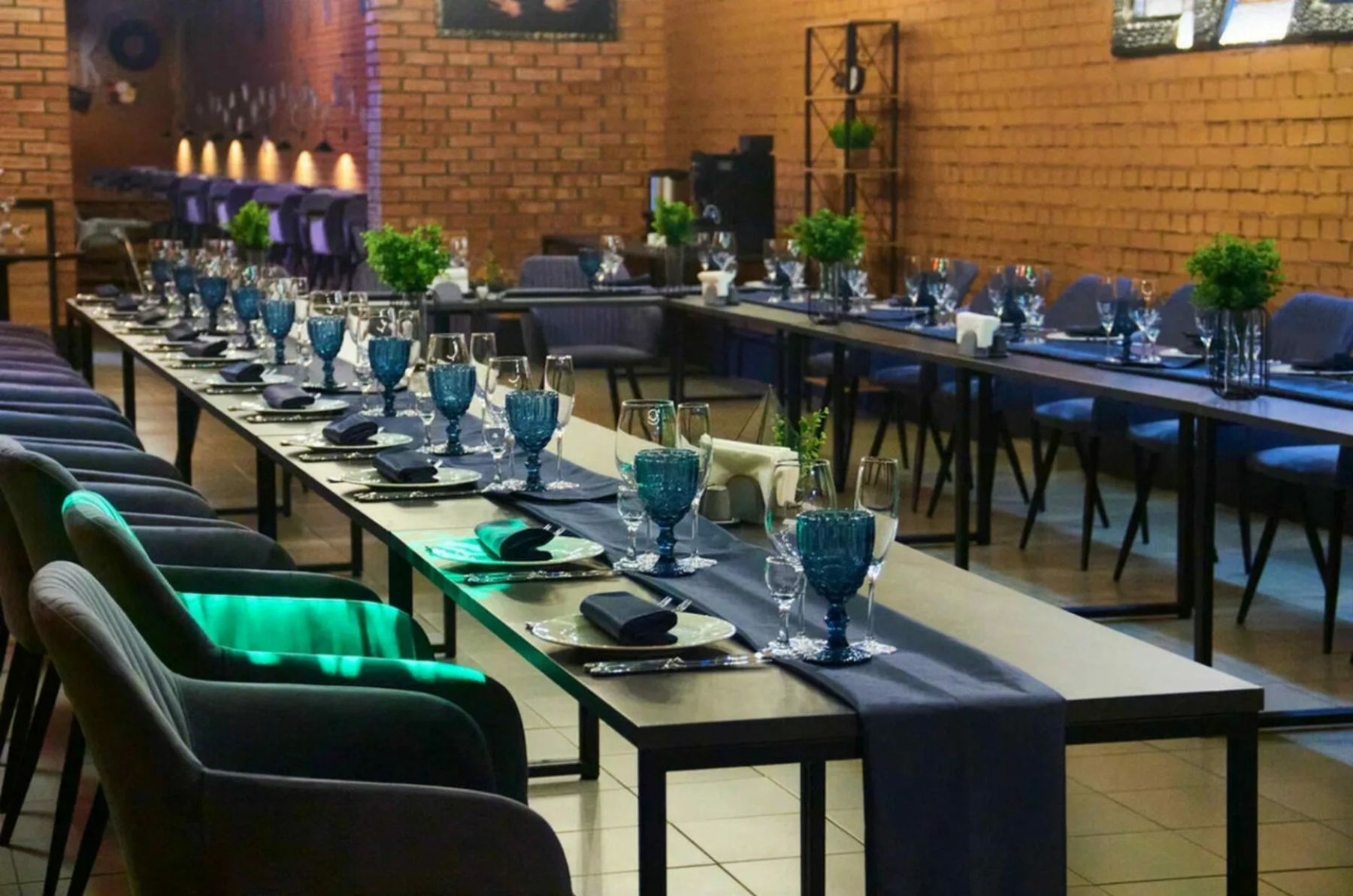 Зал Parrots - место для вечеринки в Москве