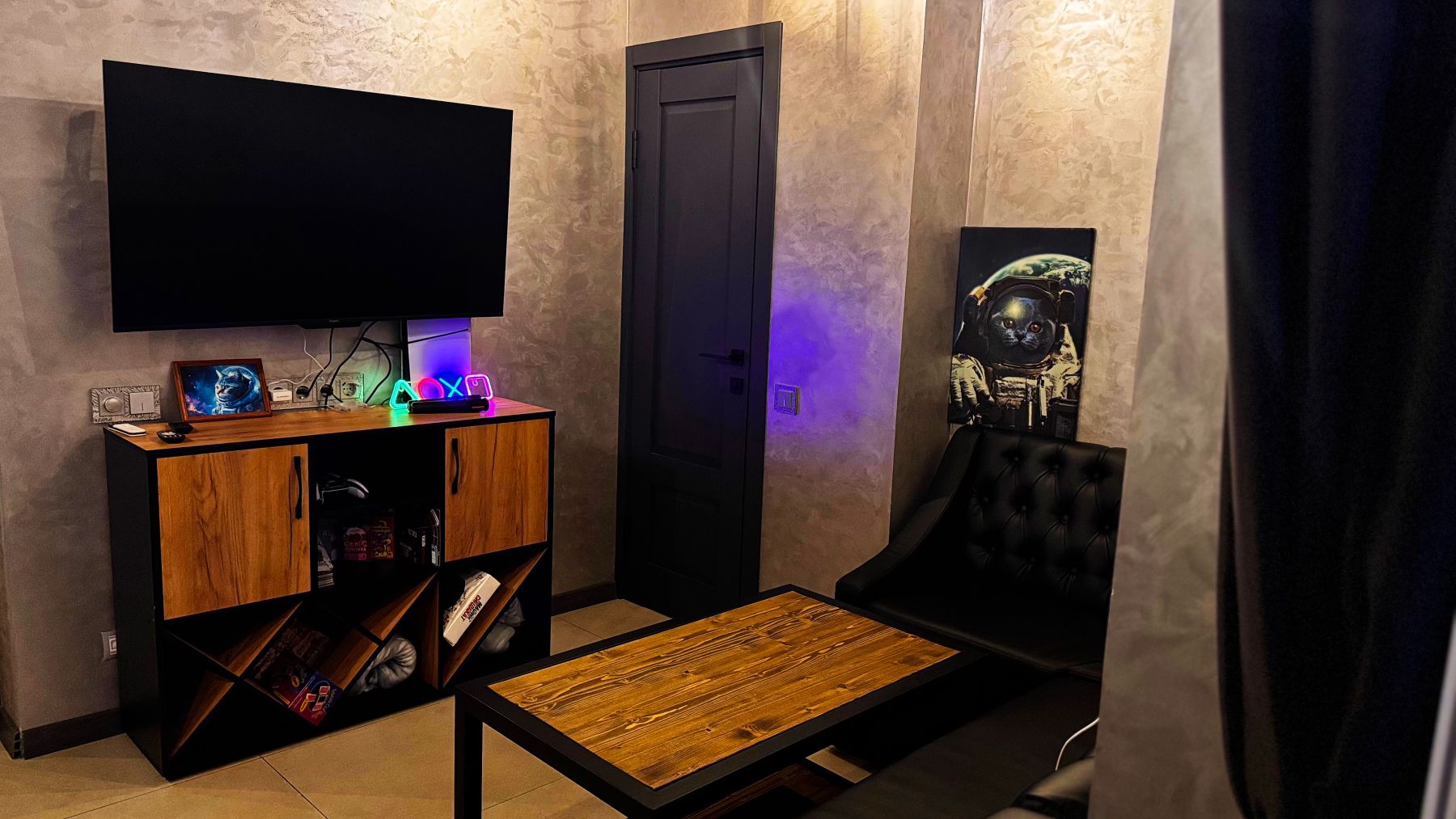 Игровая комната в лофте «Луна»